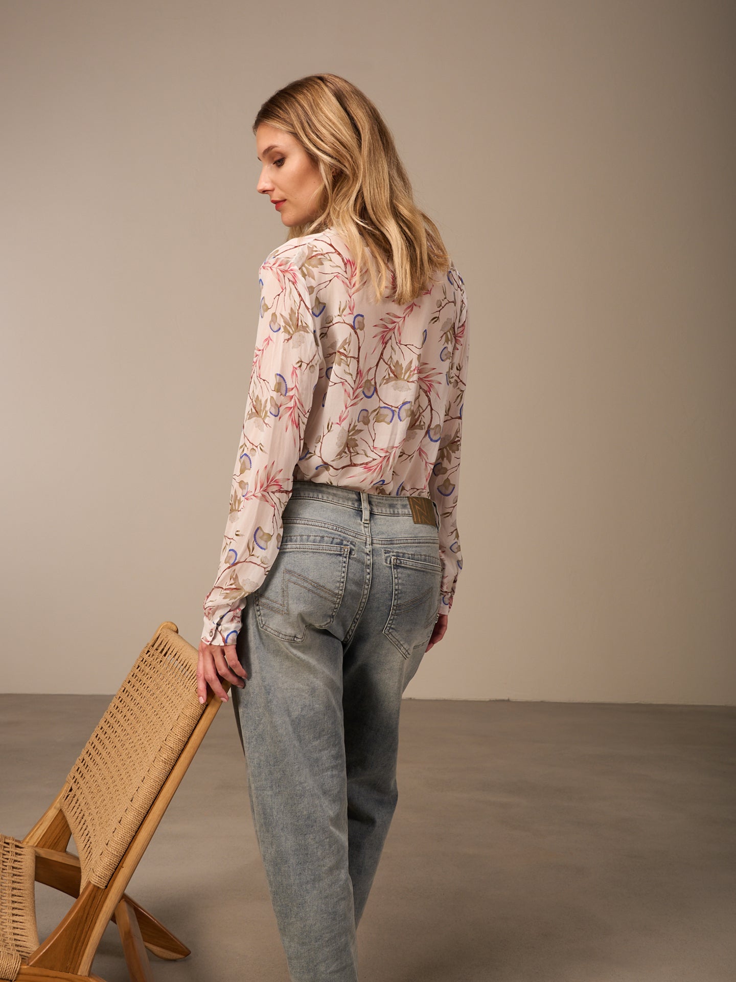 Bluse mit Stehkragen