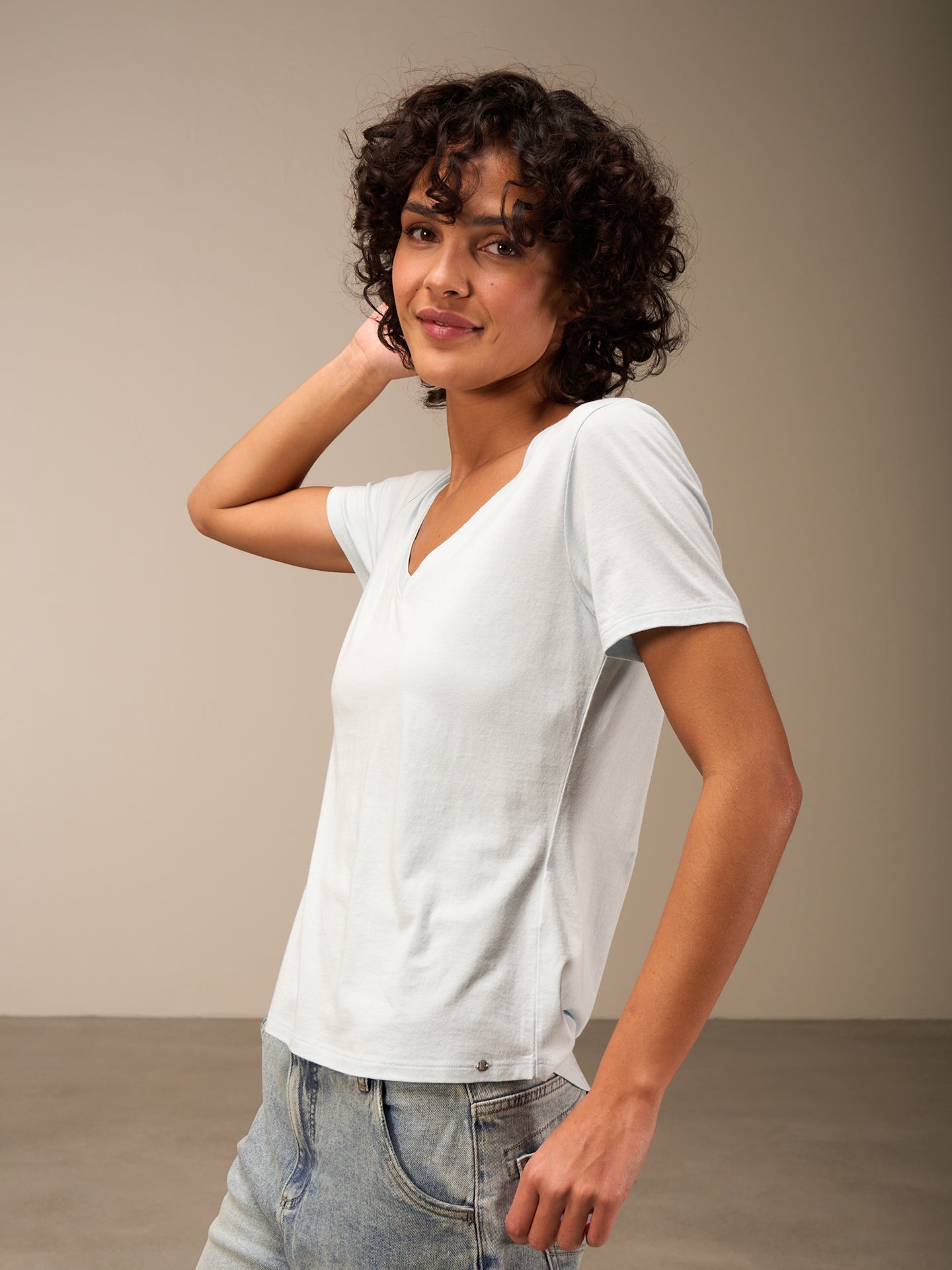 Short-sleeved shirt