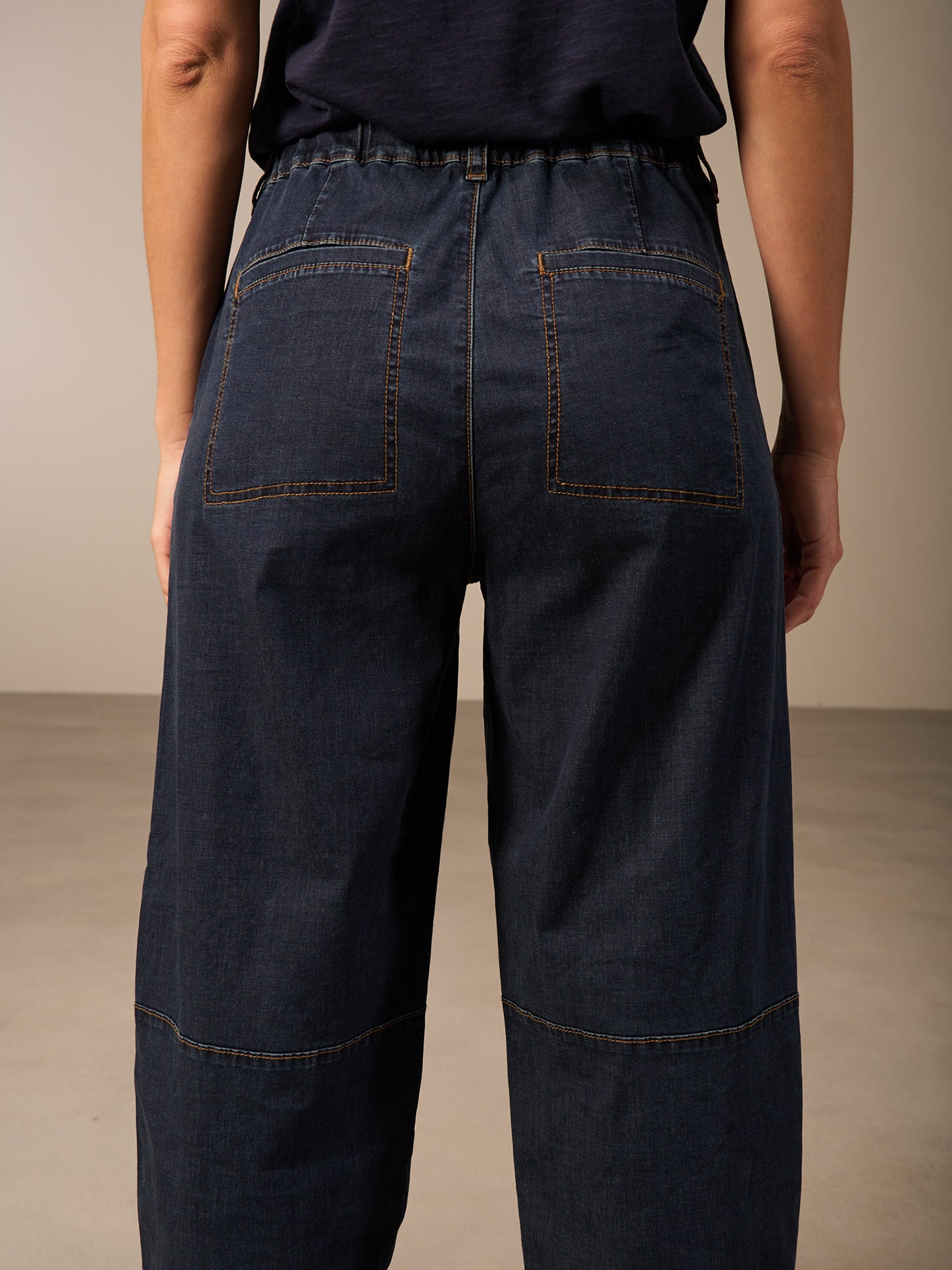 Jeans mit elastischem Bund