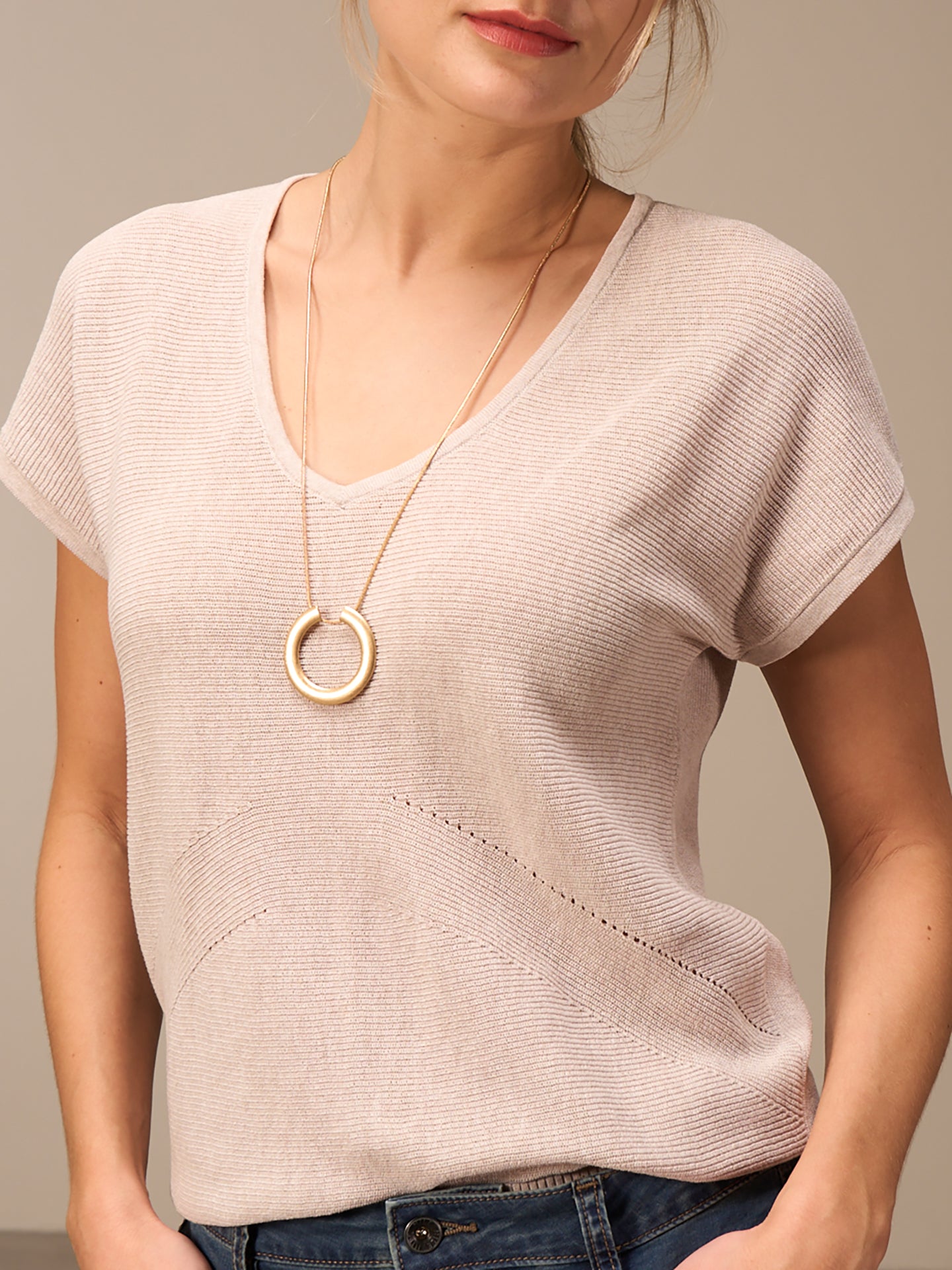 Necklace with pendant