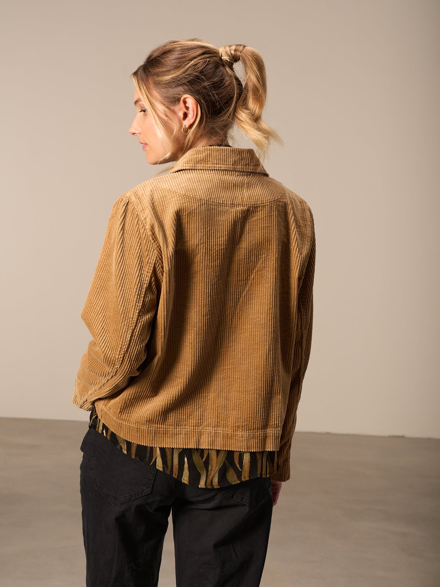 Jacke mit Hemdkragen