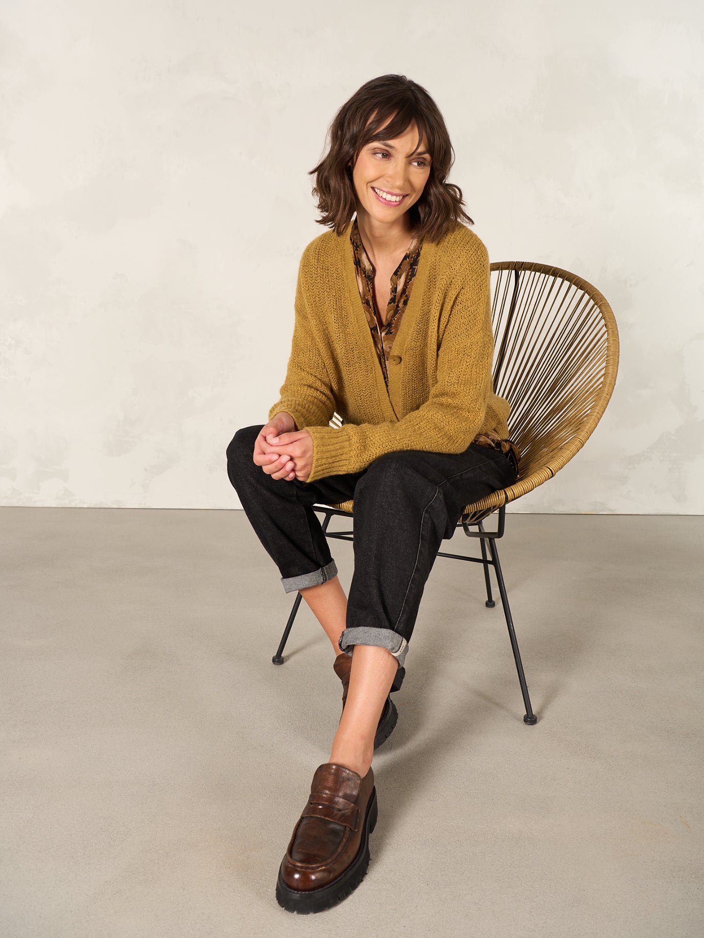Blouse with button placket