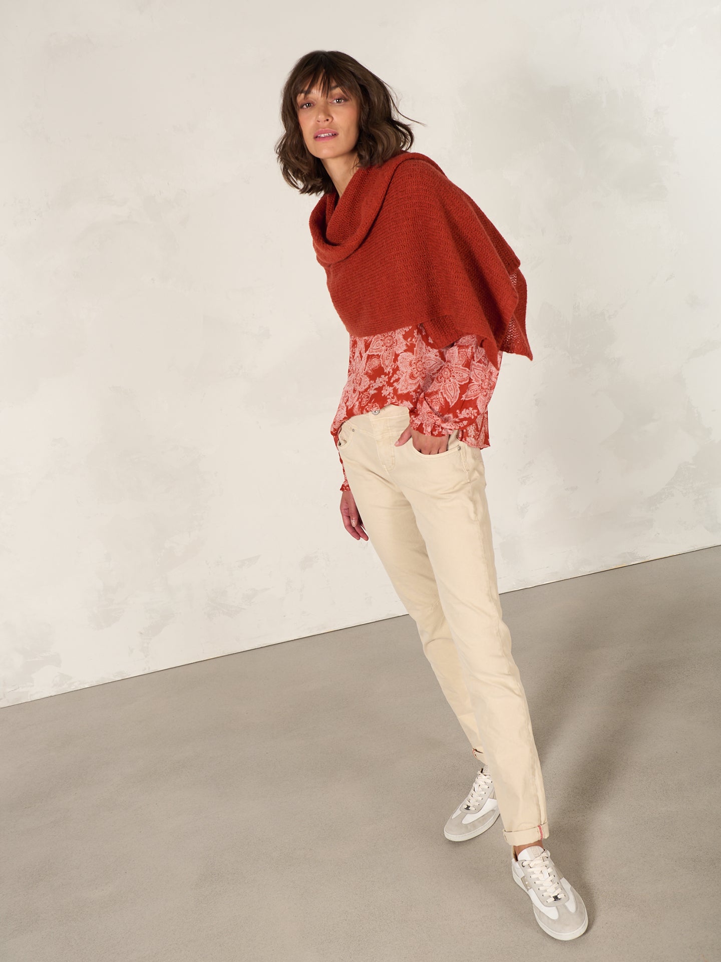 Blouse with button placket