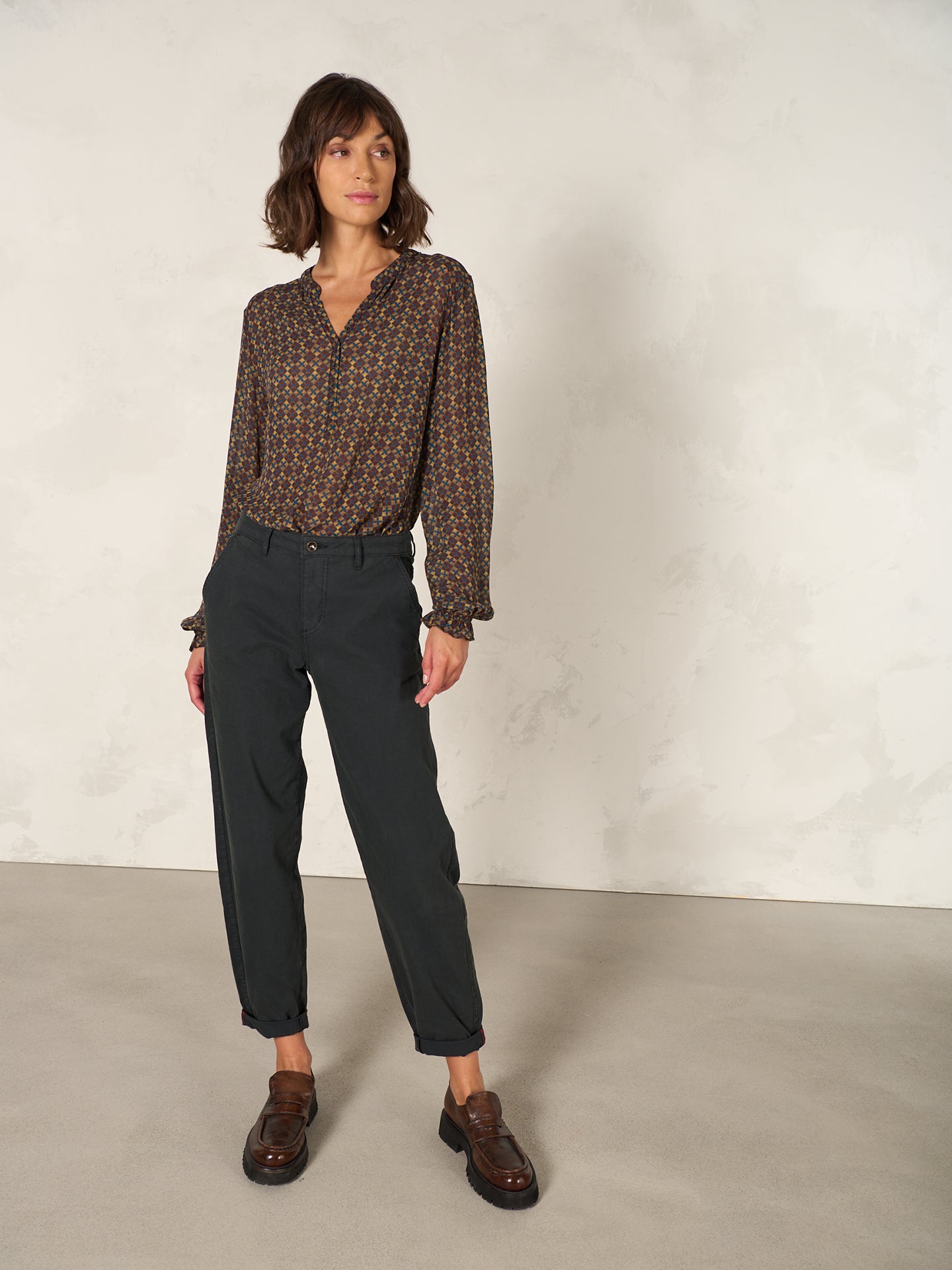 Blouse with button placket