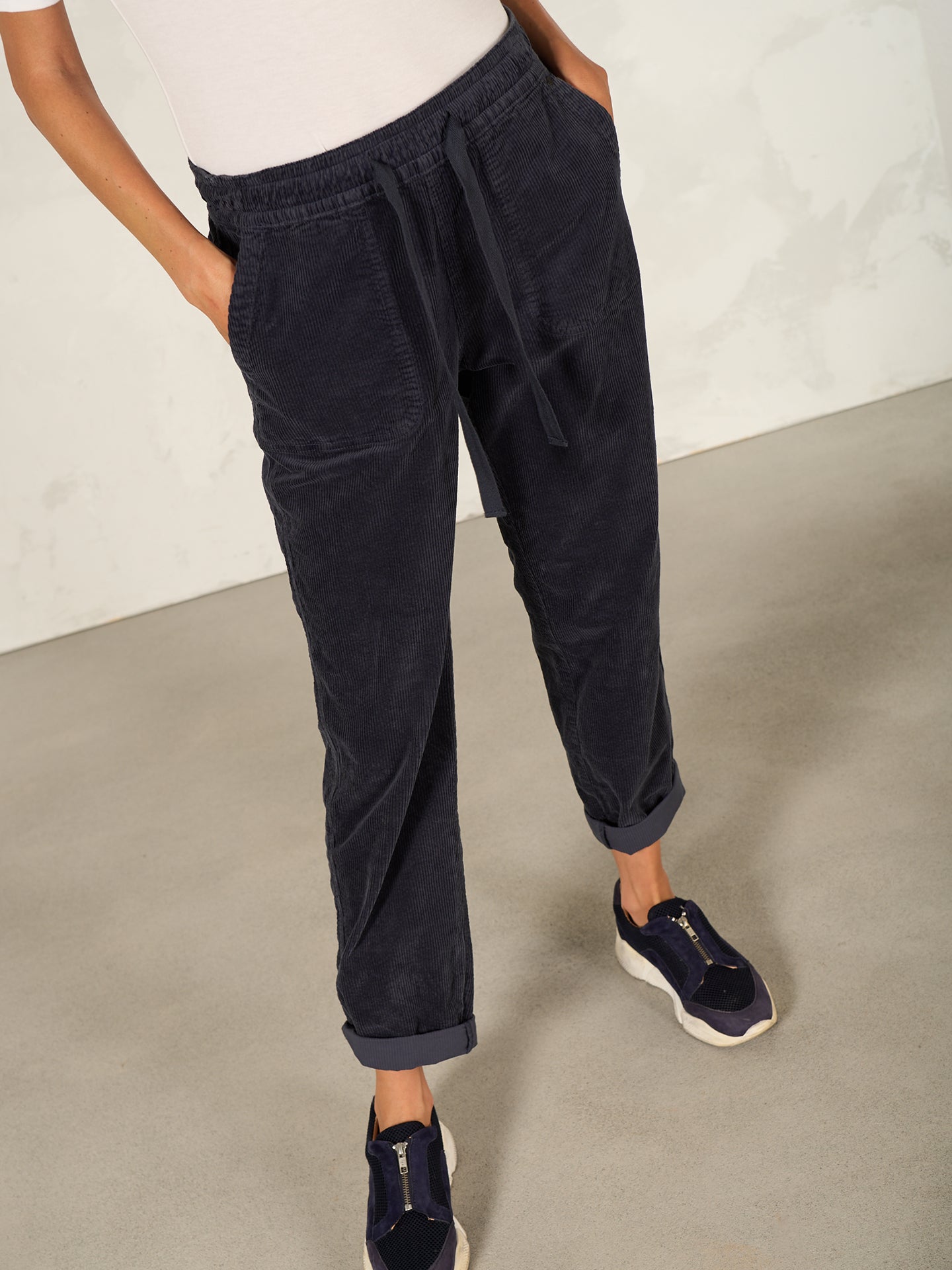 Jogging pants