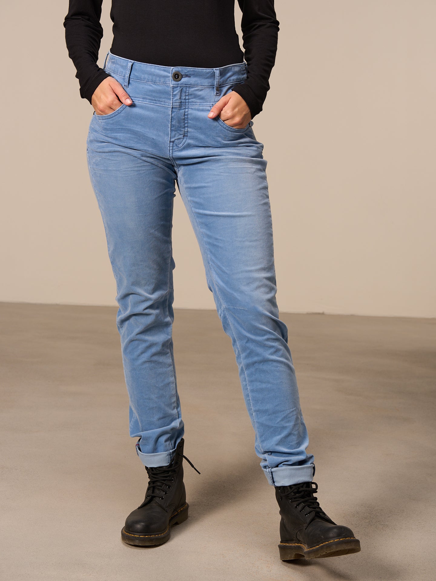 pantalon tapered