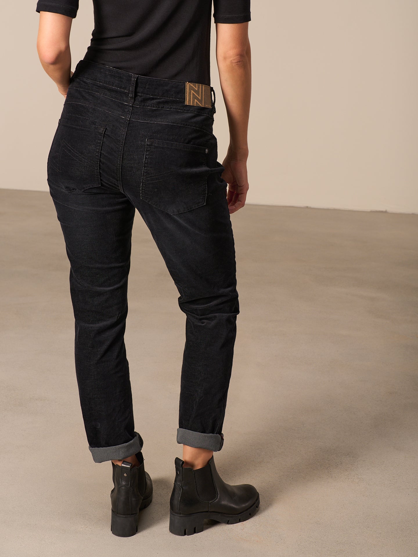 pantalon tapered