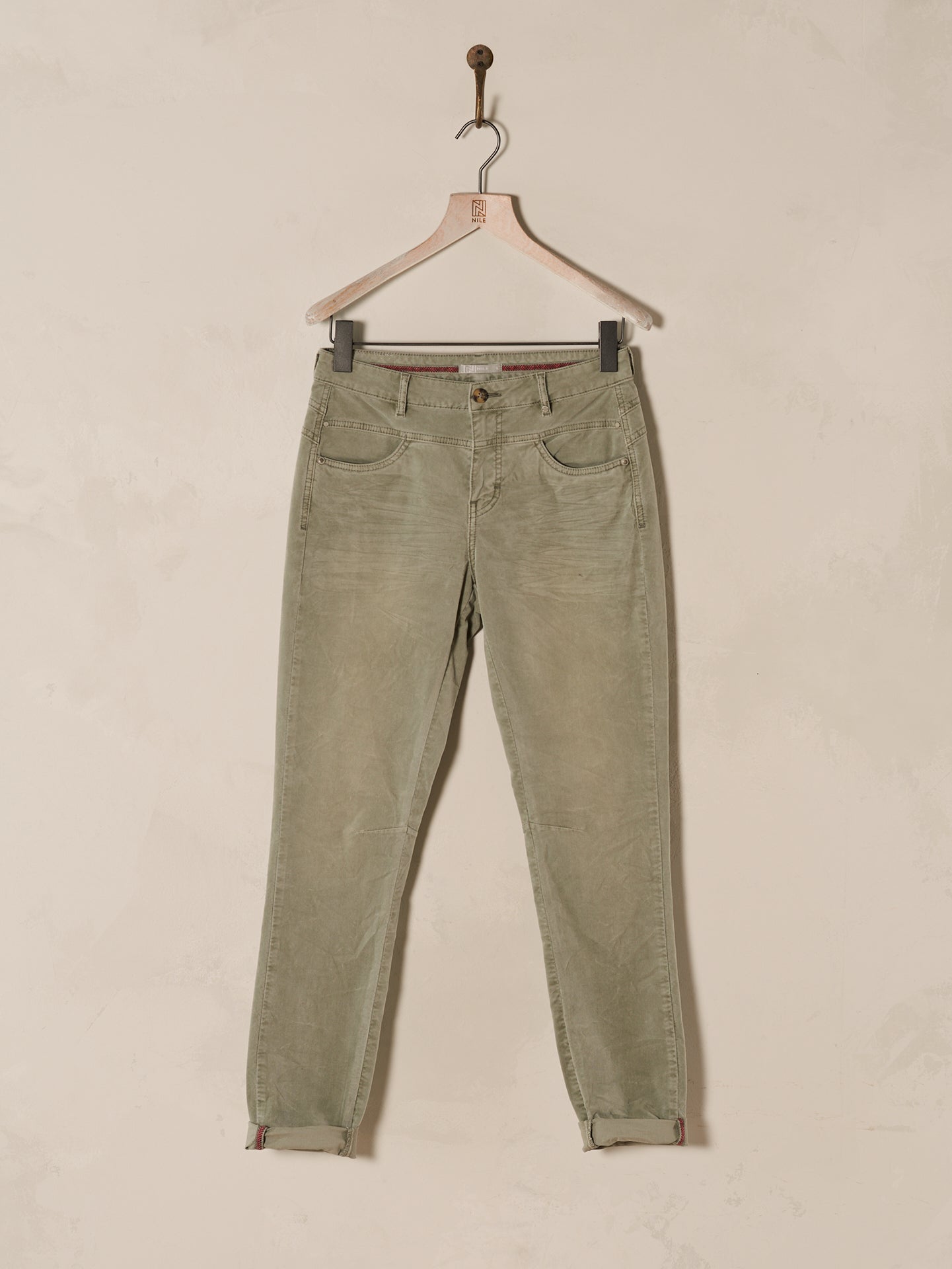 pantalon tapered