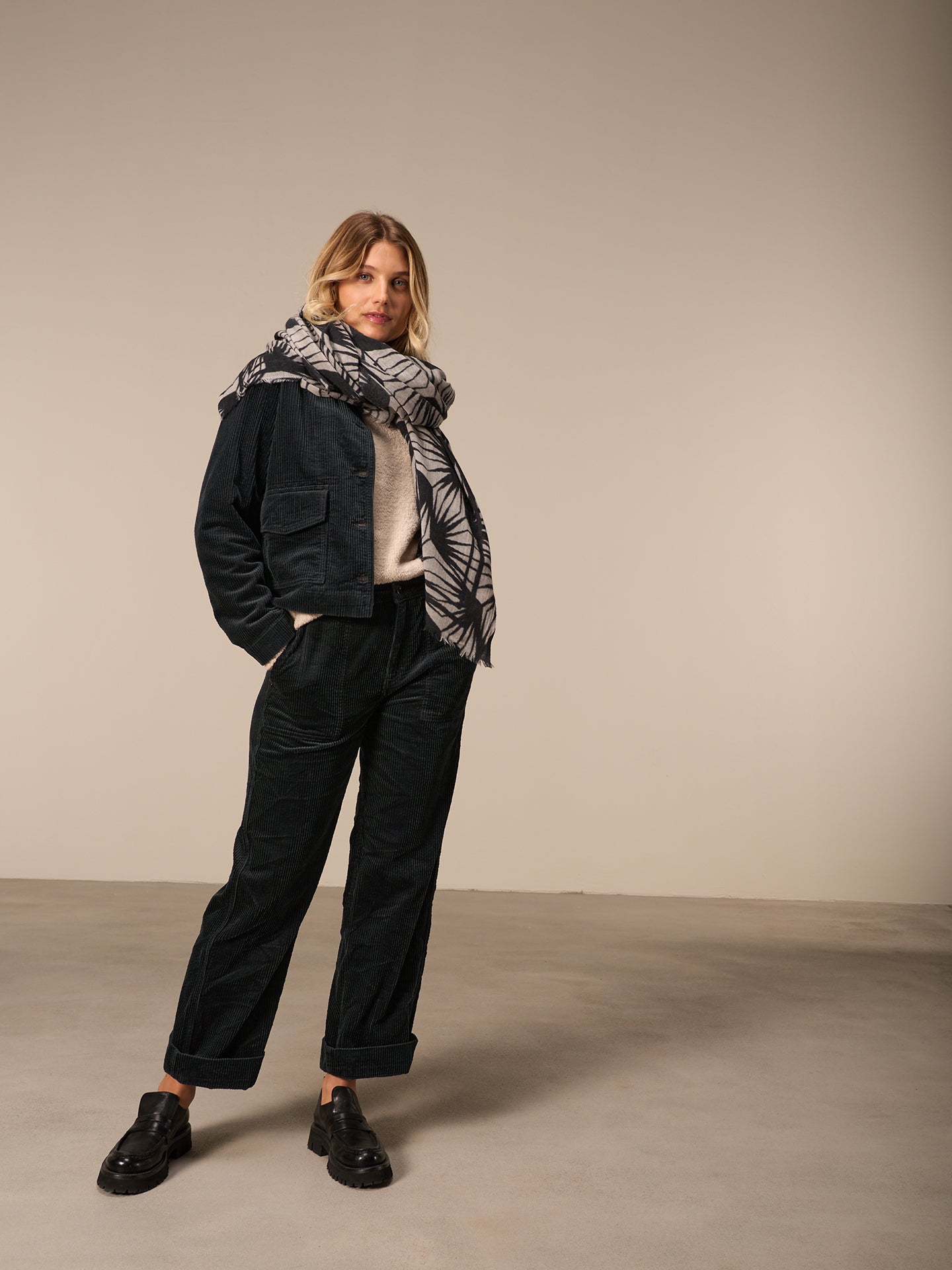 Pullover mit Stehkragen