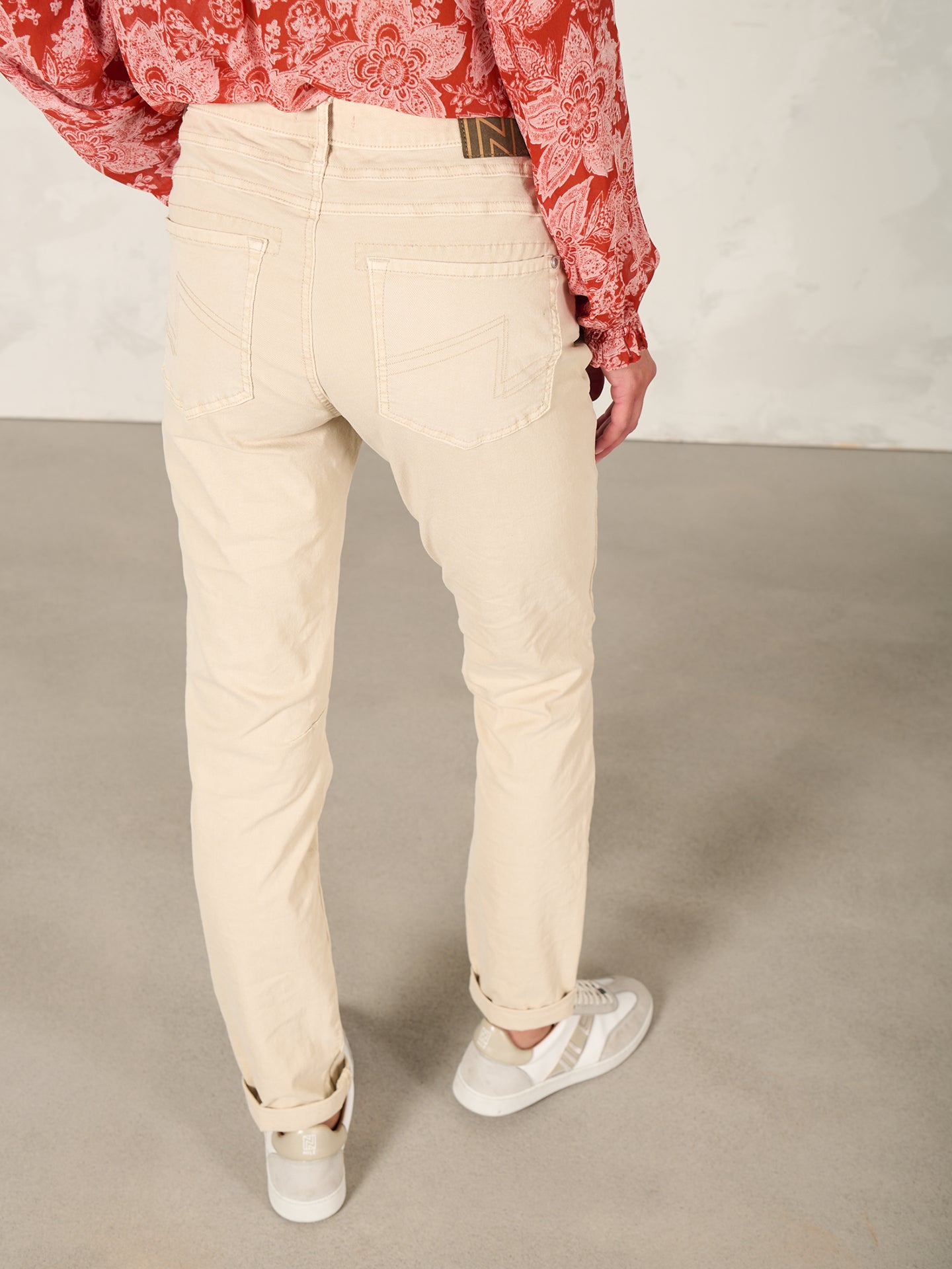 Tapered pants
