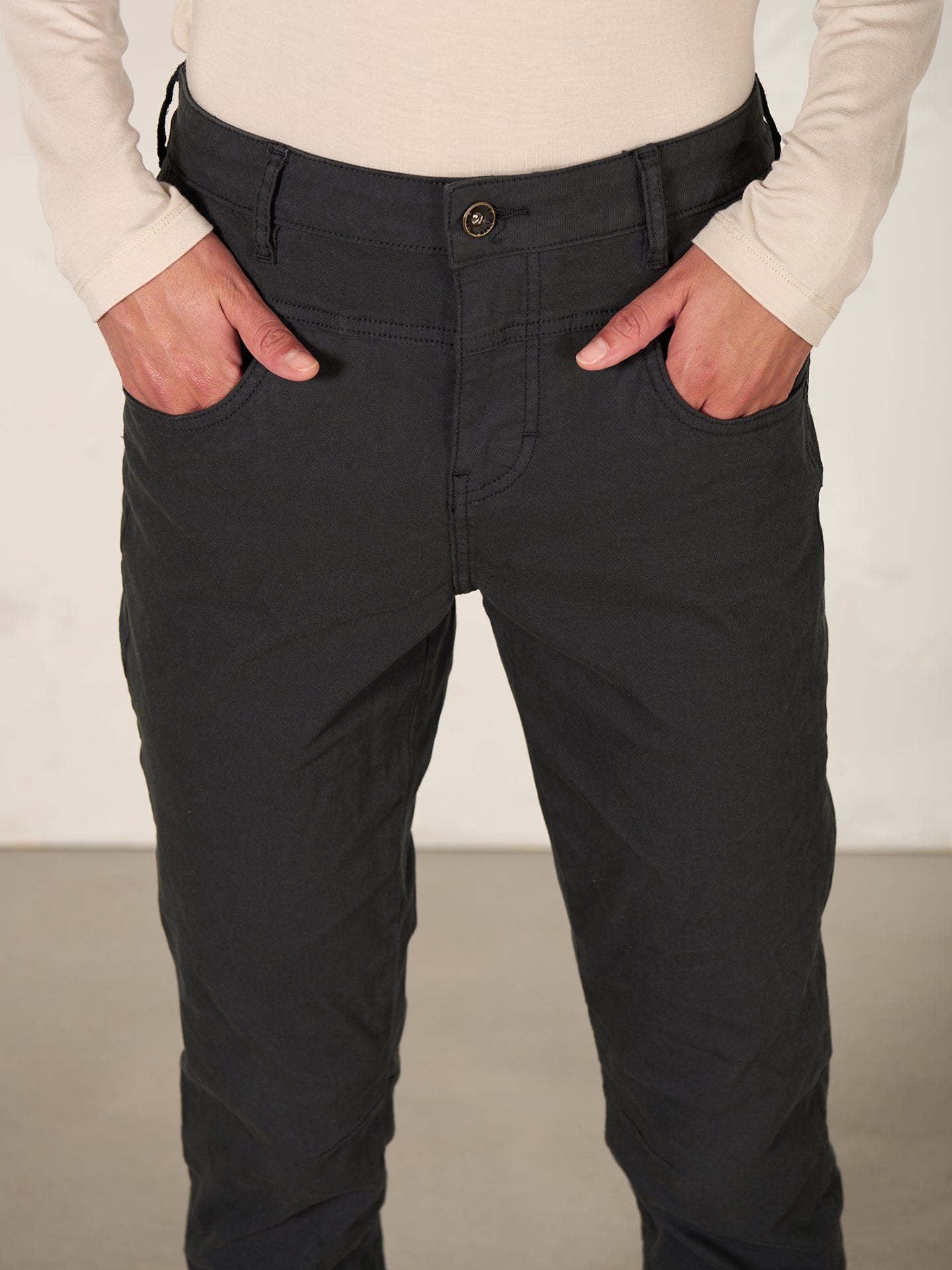 Tapered pants