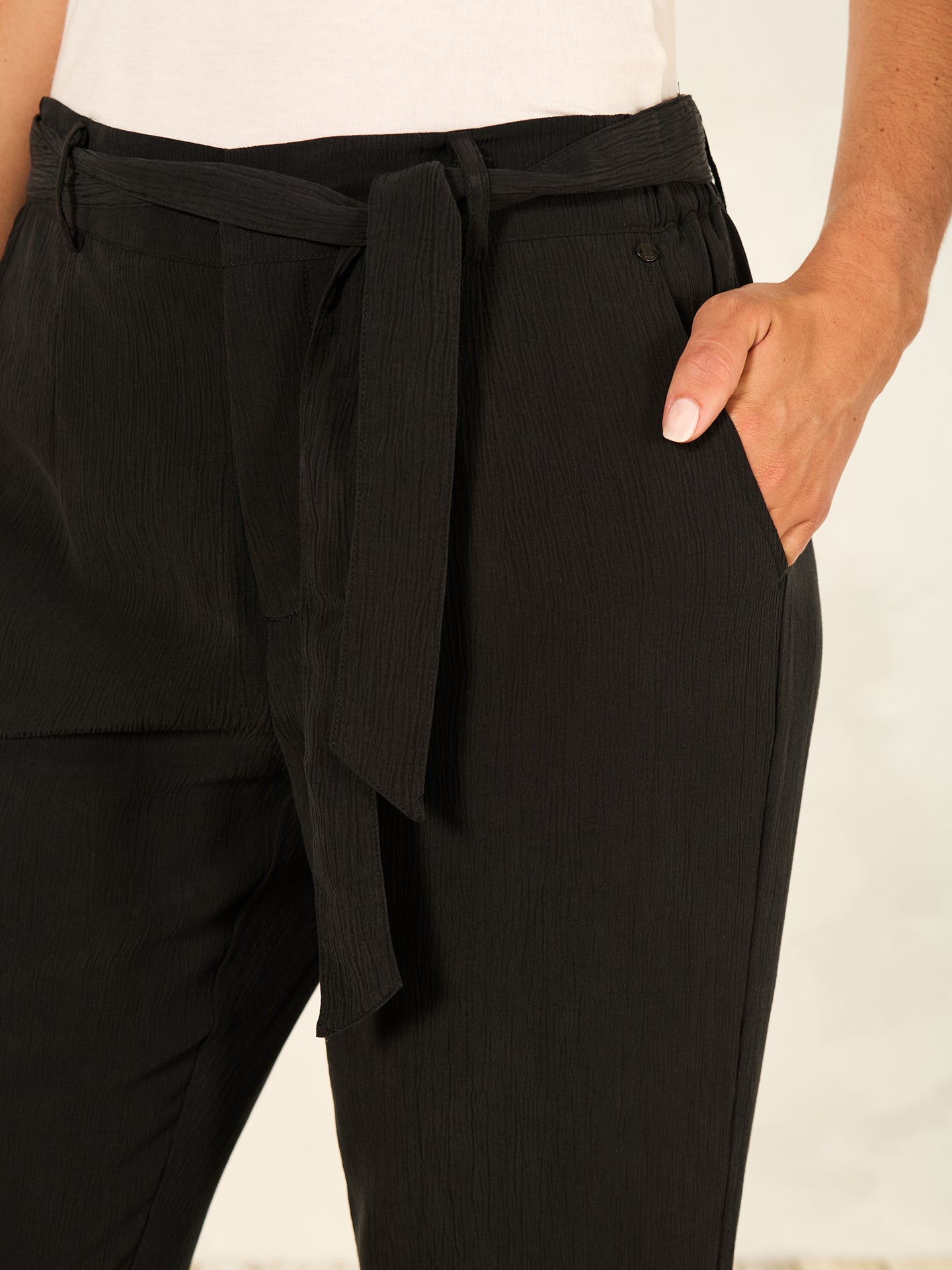 Pants with elastic waistband