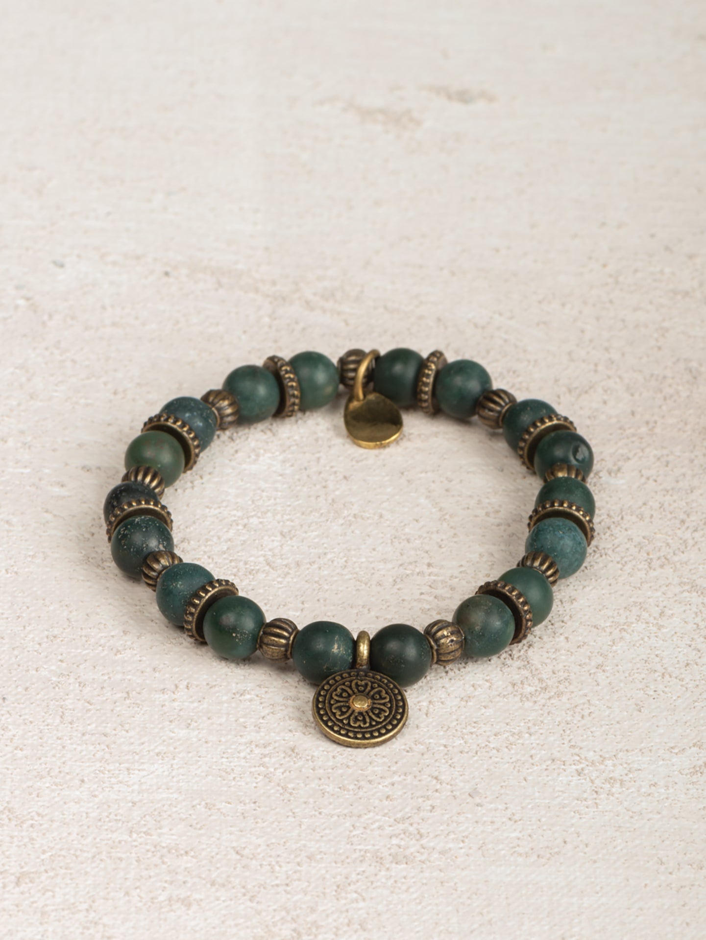 bracelet avec pendentif