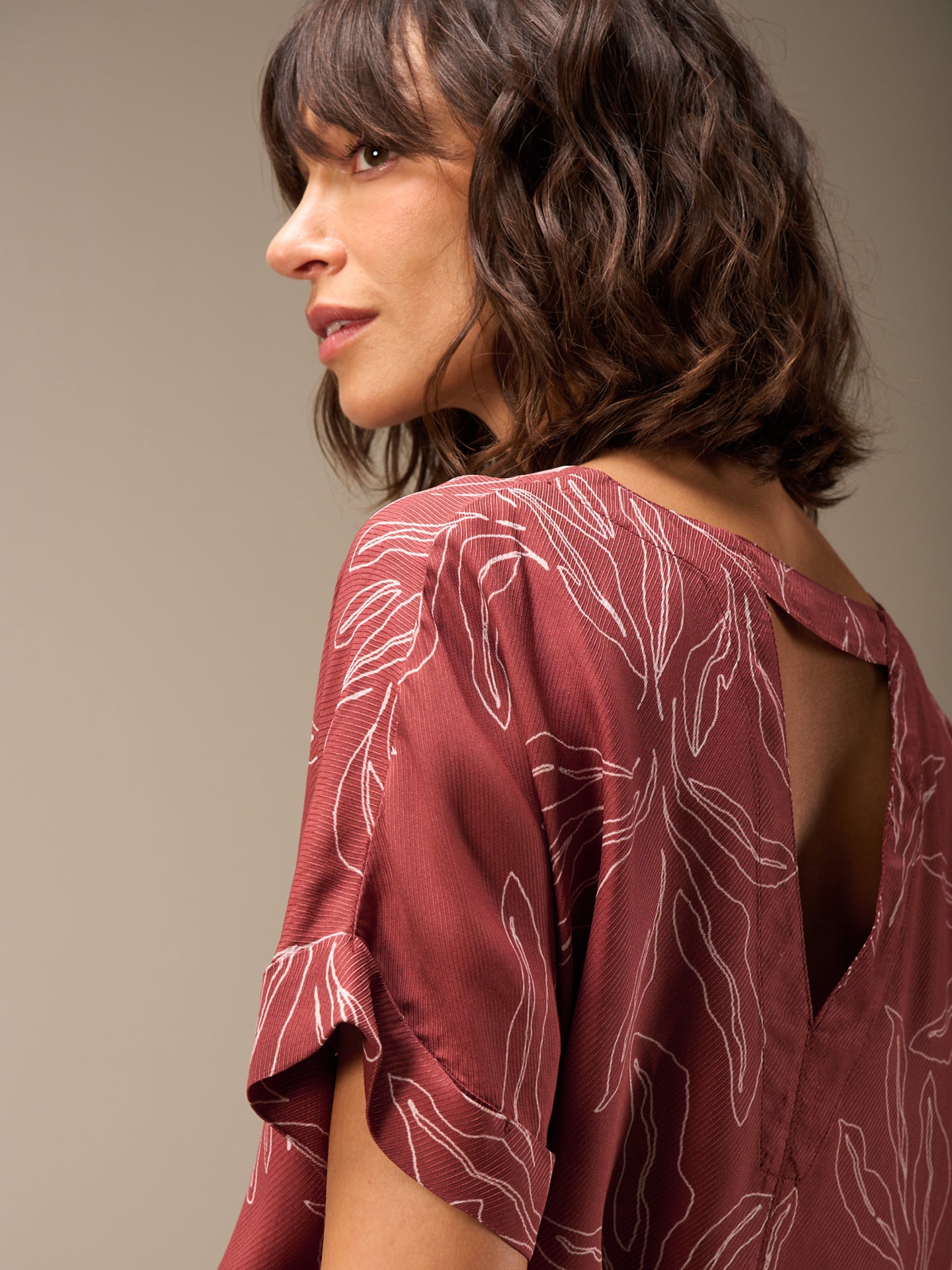 Round-neck blouse