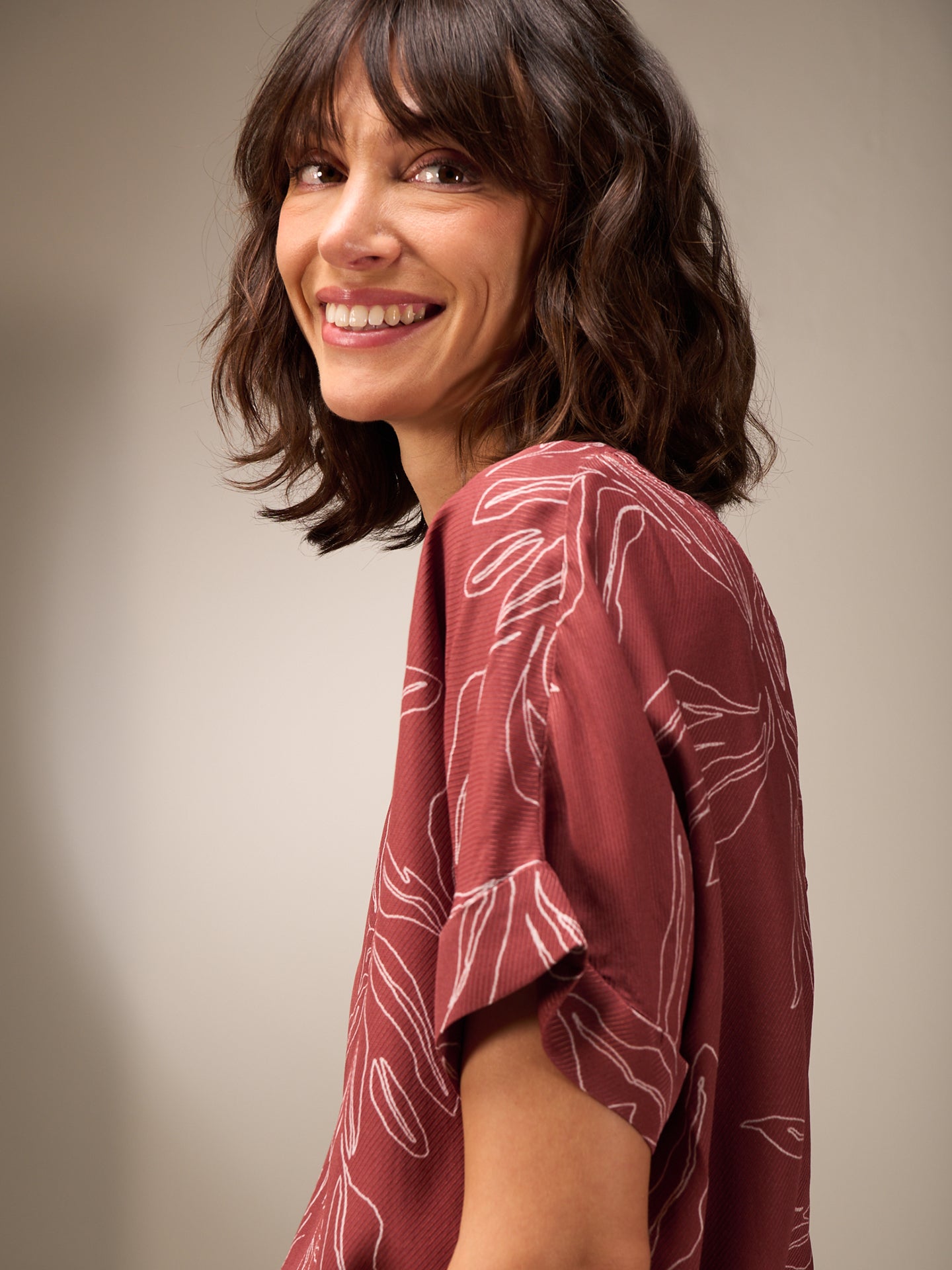 Round-neck blouse