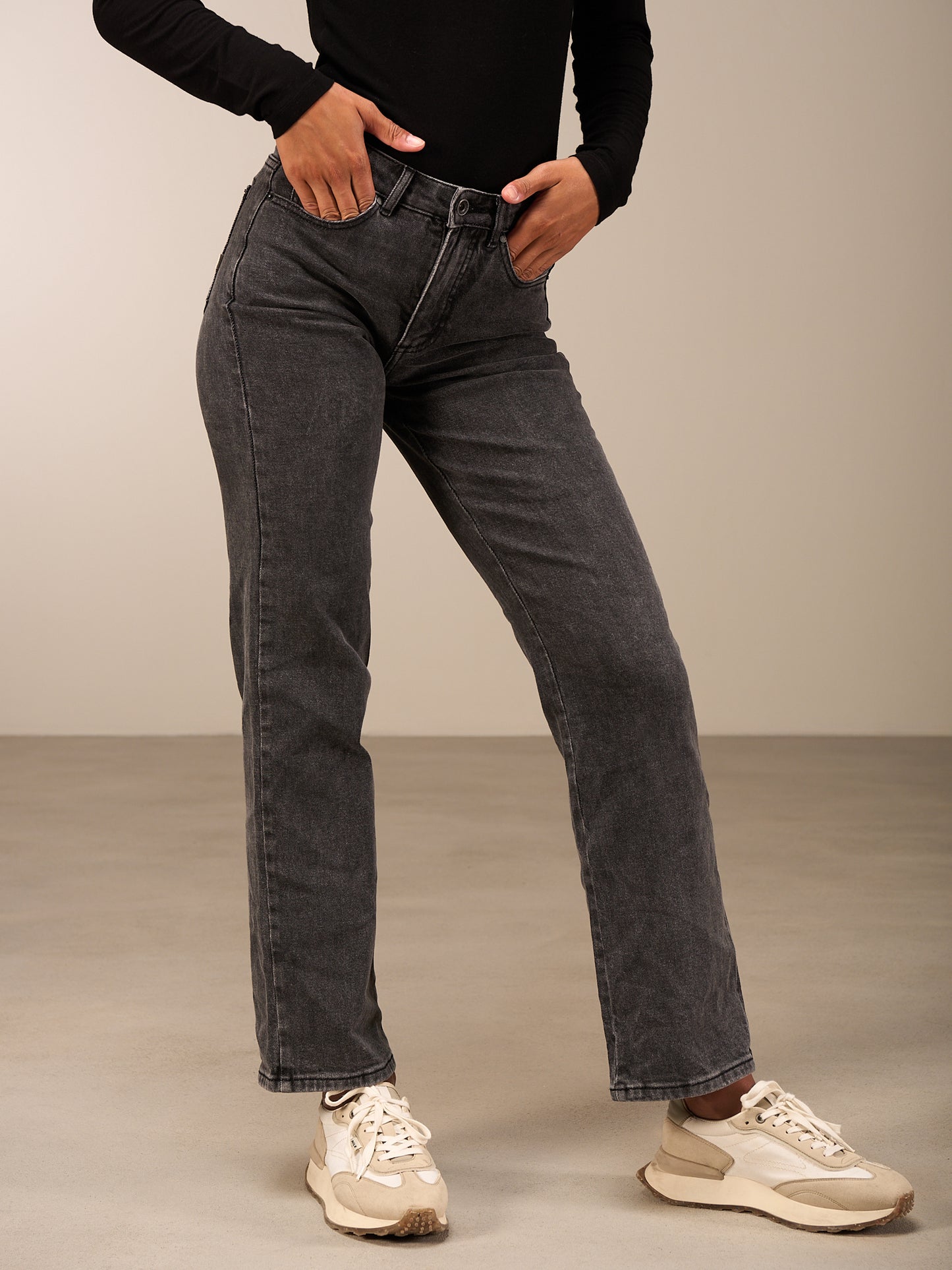 jean straight