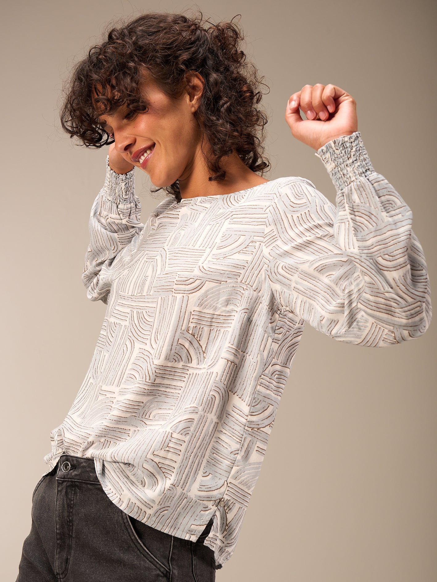 Bluse mit Rundhals