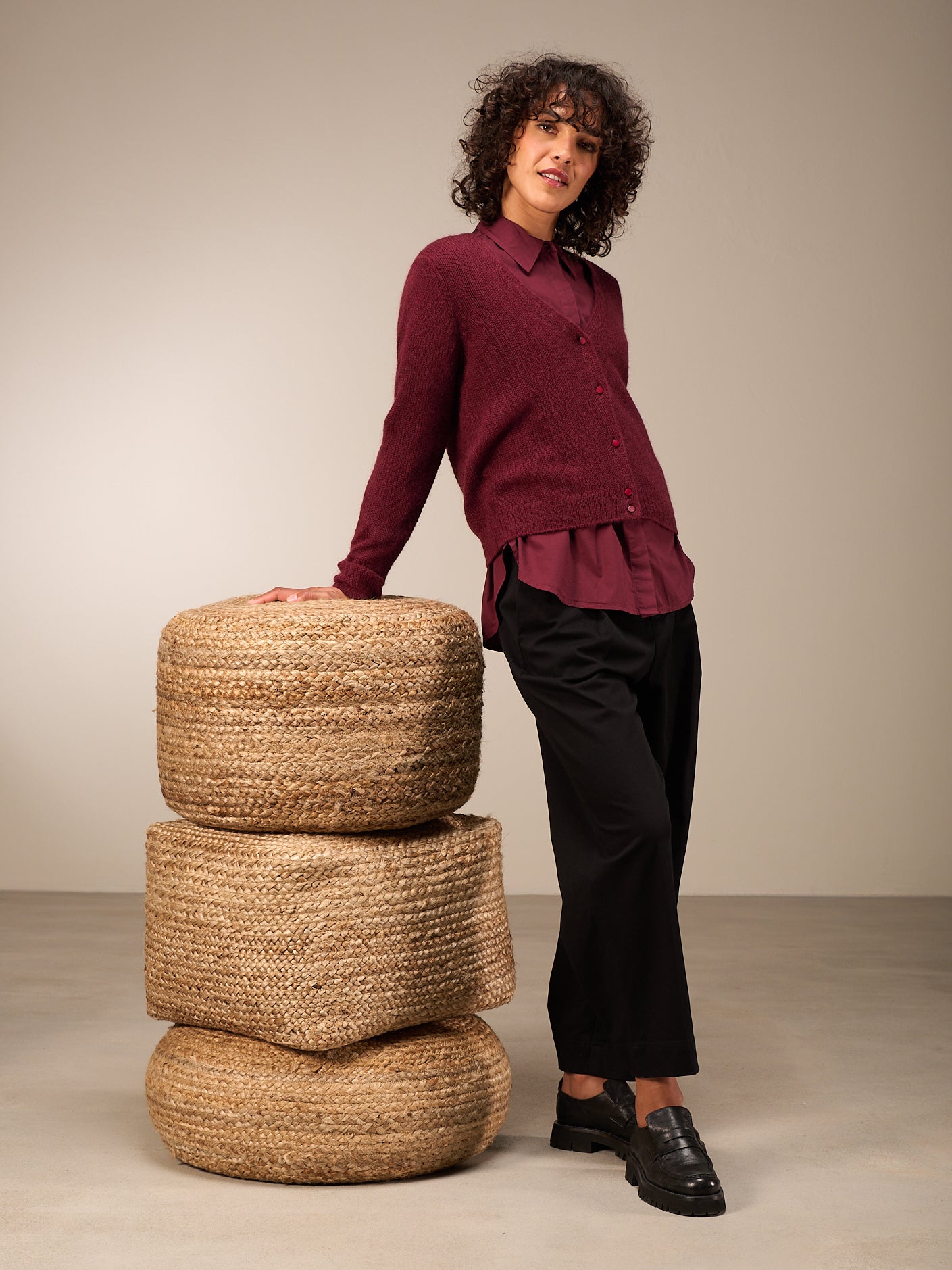 Barrel-leg trousers