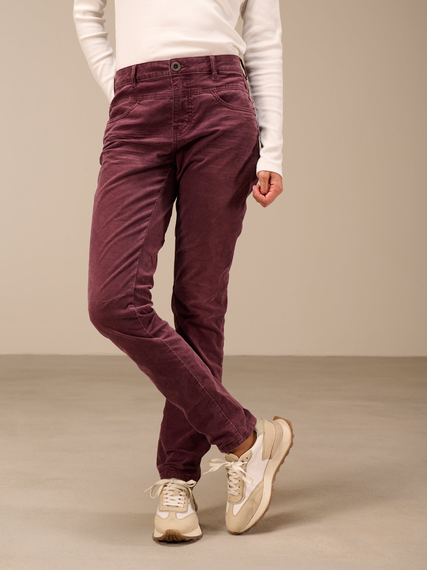 Pantaloni affusolati