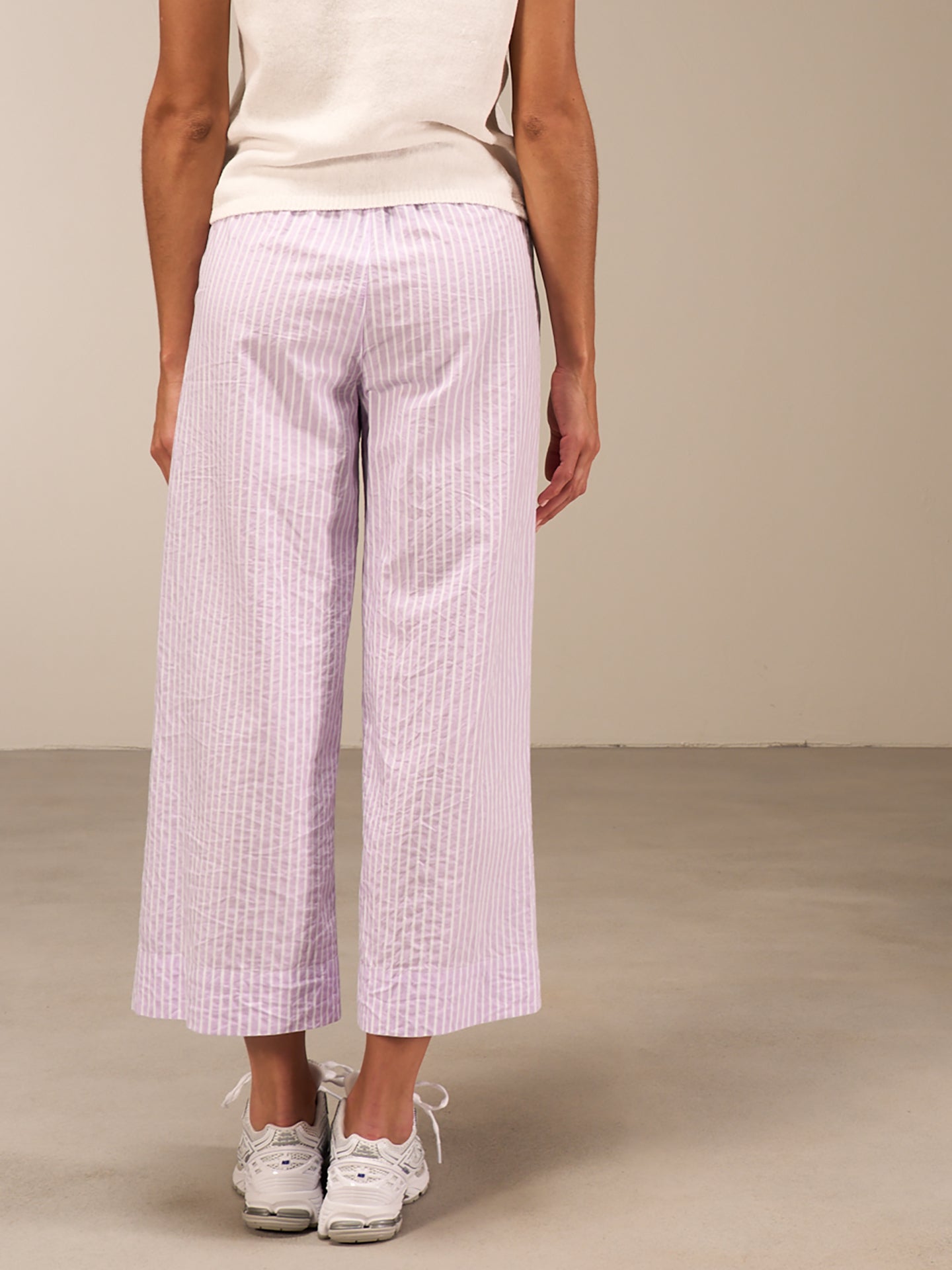 Pantaloni con cintura