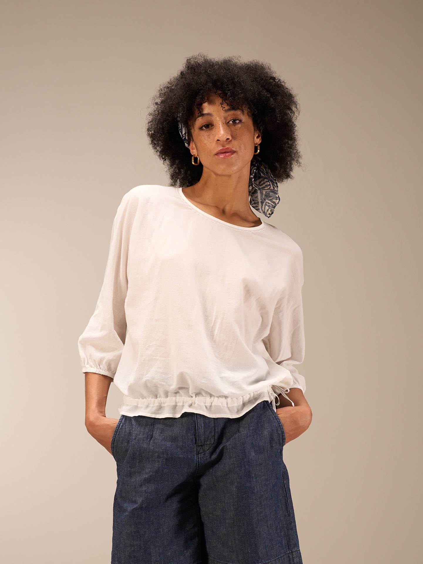 Bluse mit Rundhals