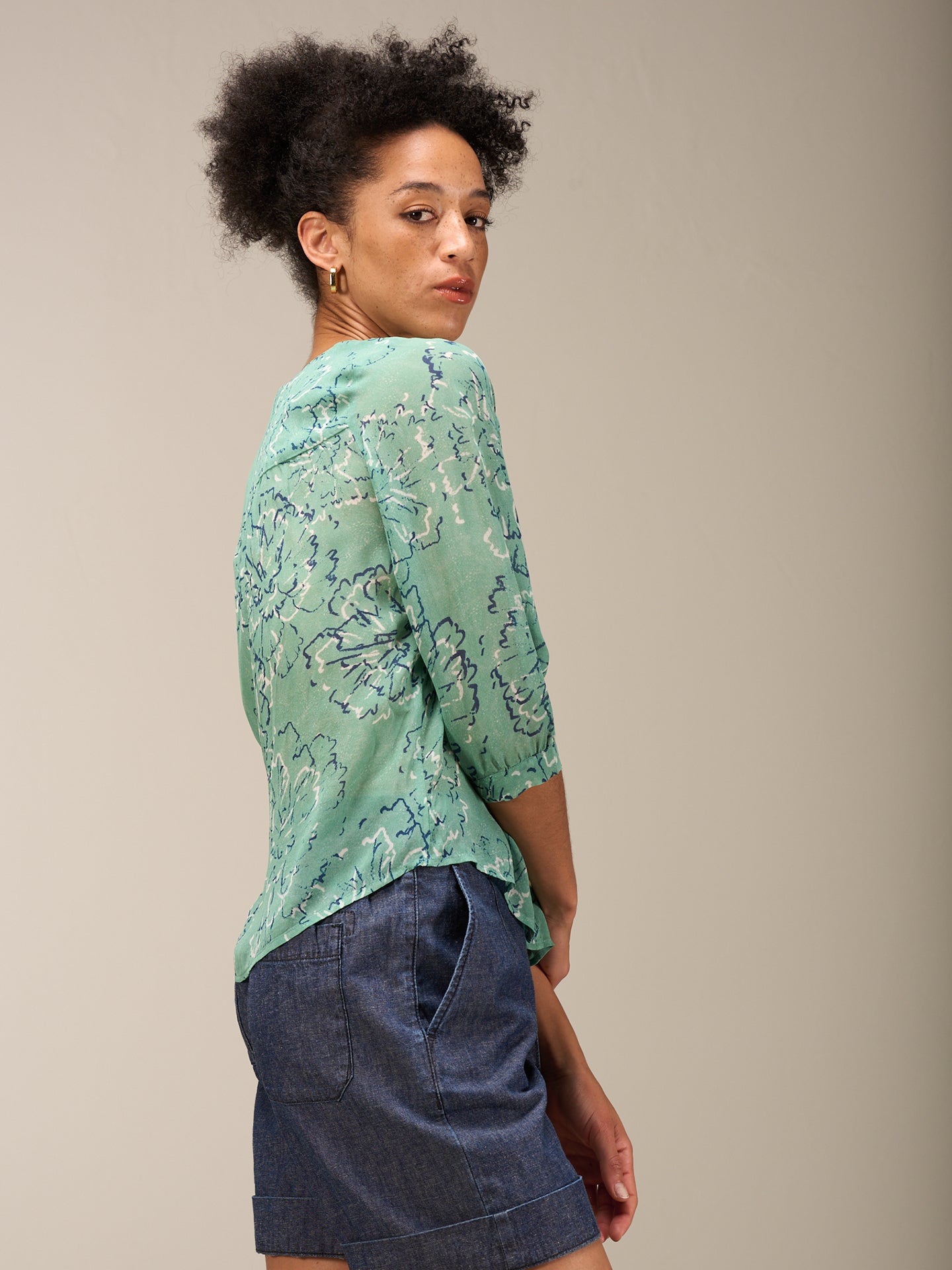 Bluse mit Knopfleiste