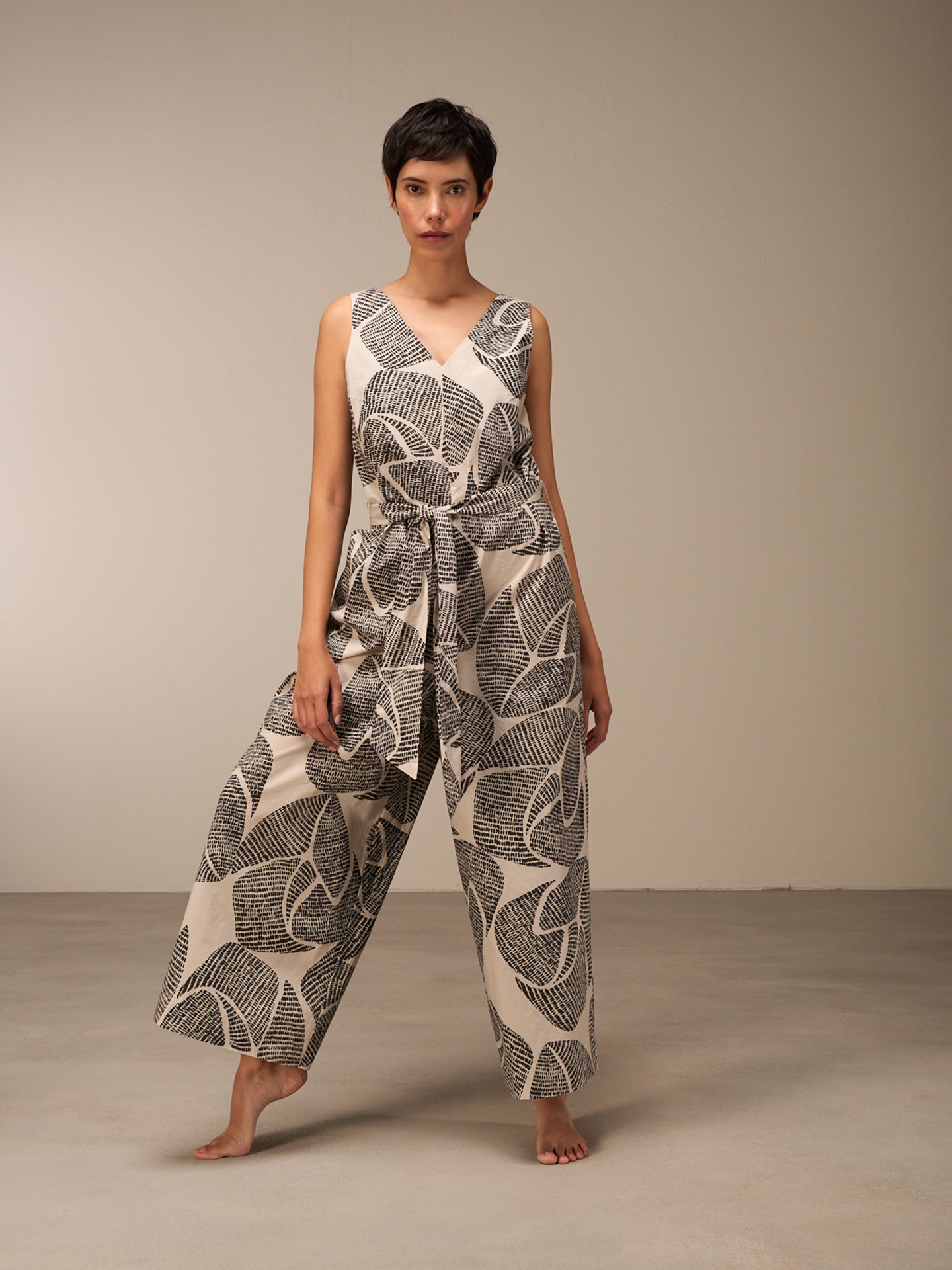 Jumpsuit mit Gürtel