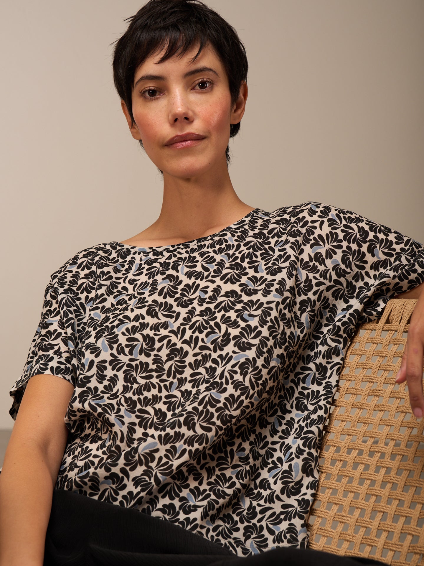 Bluse mit Rundhals