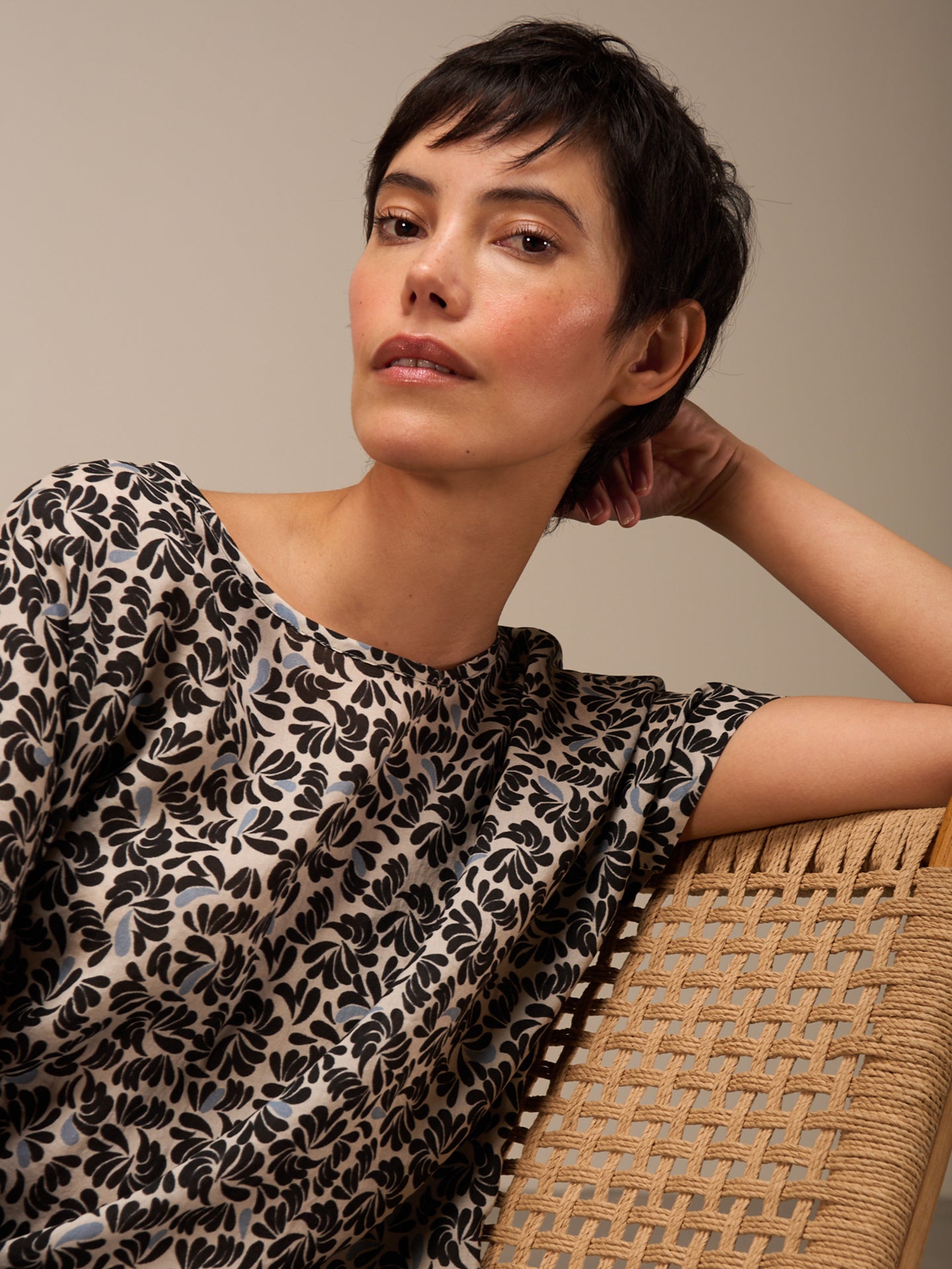 Bluse mit Rundhals