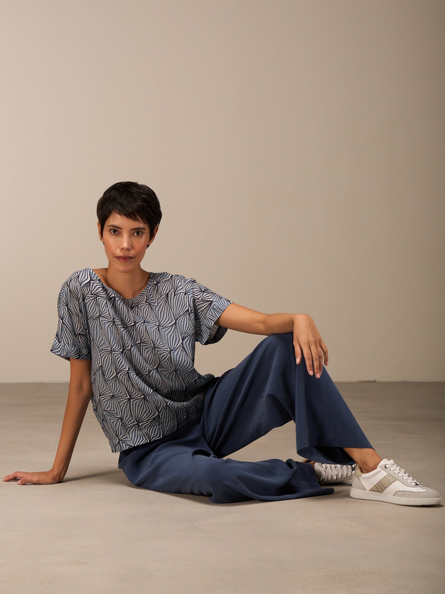 Bluse mit Rundhals