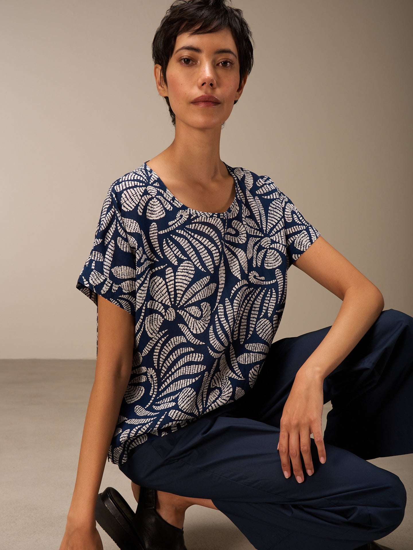 Bluse mit Rundhals