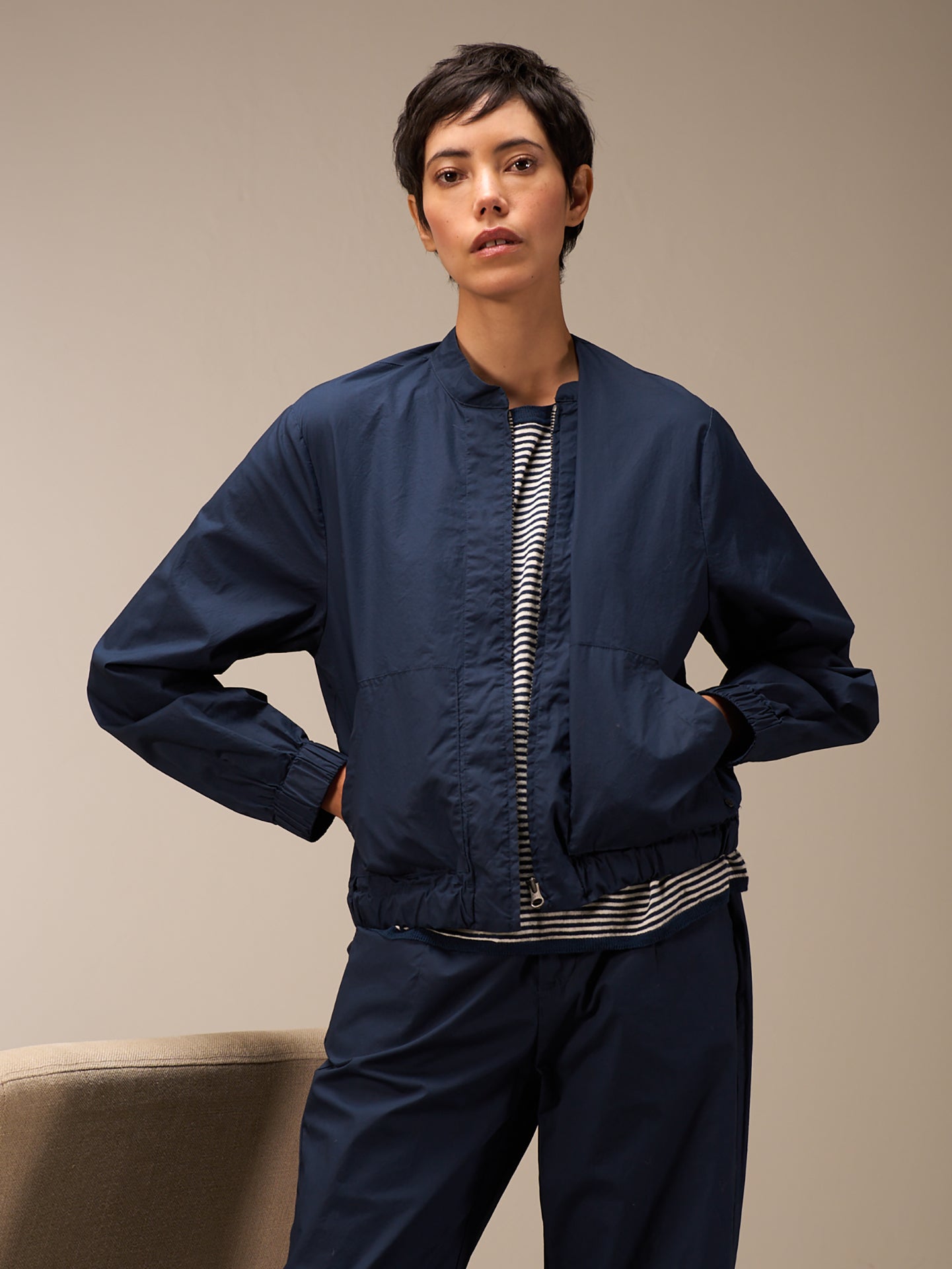 Jacke mit Stehkragen