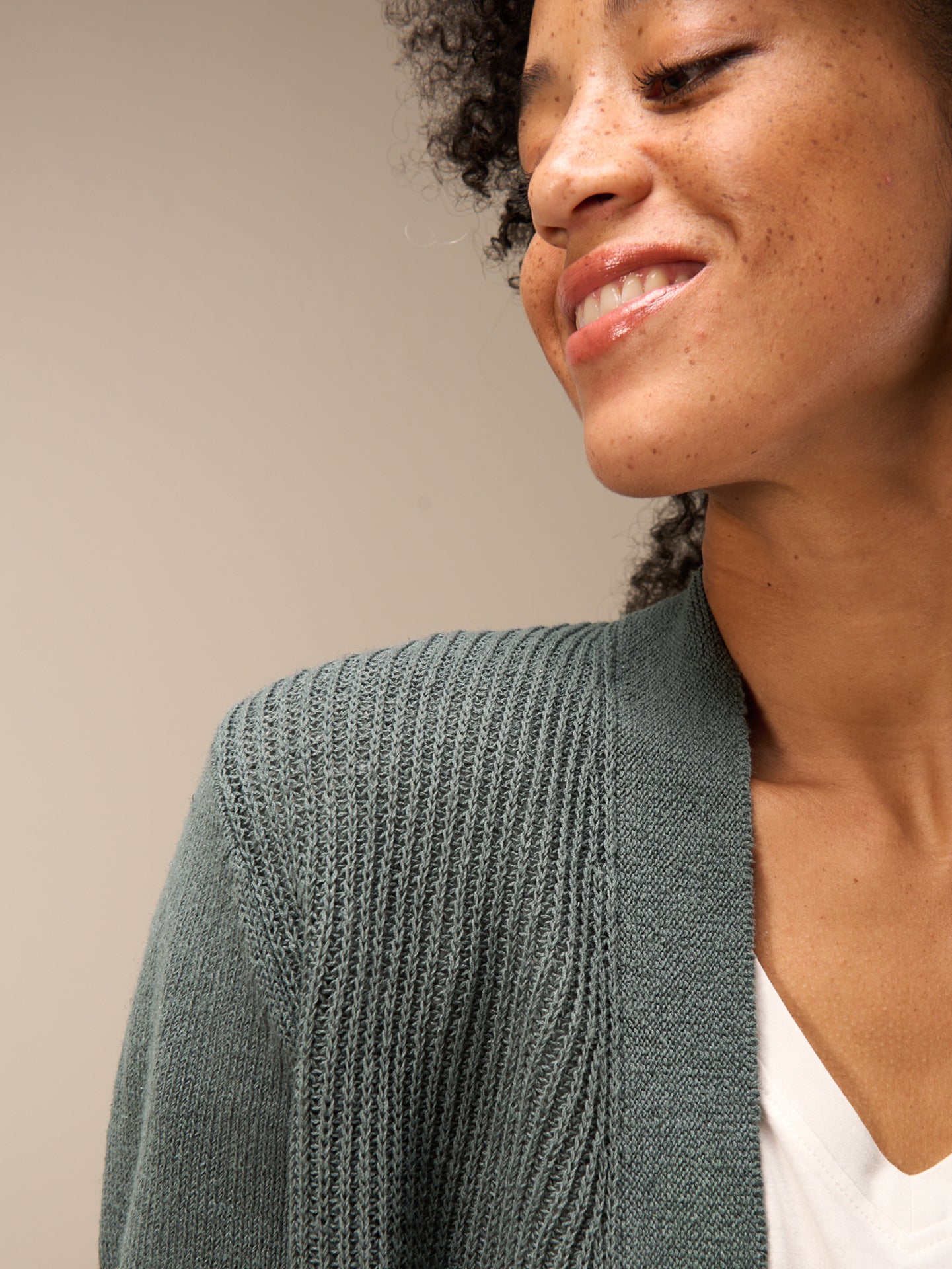Strickjacke mit Leinen