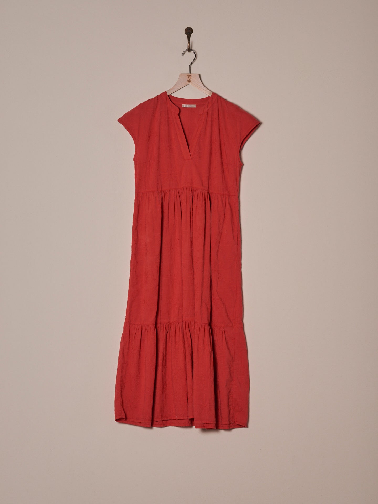 Kleid mit V-Ausschnitt