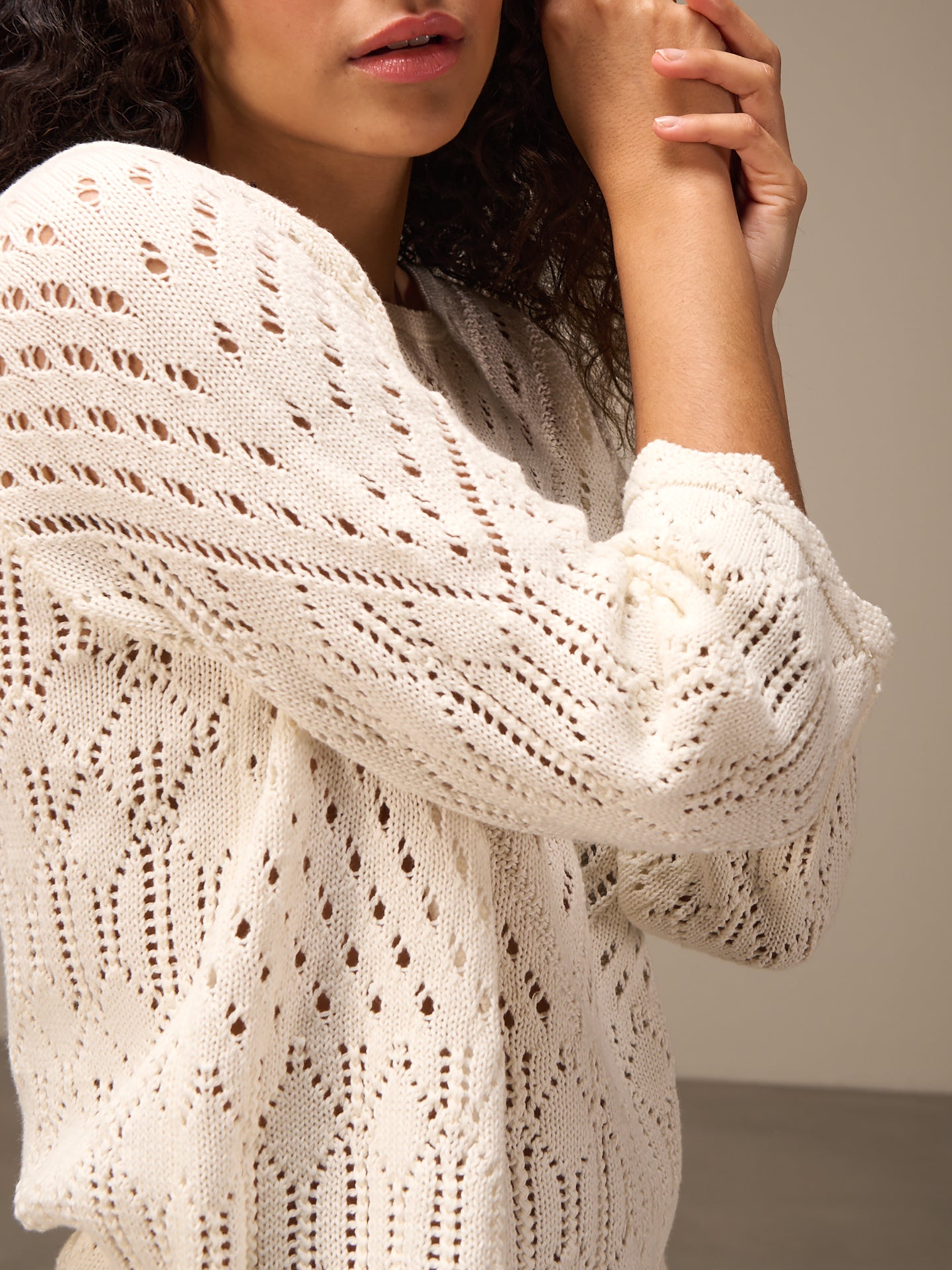 Pullover locker gestrickt