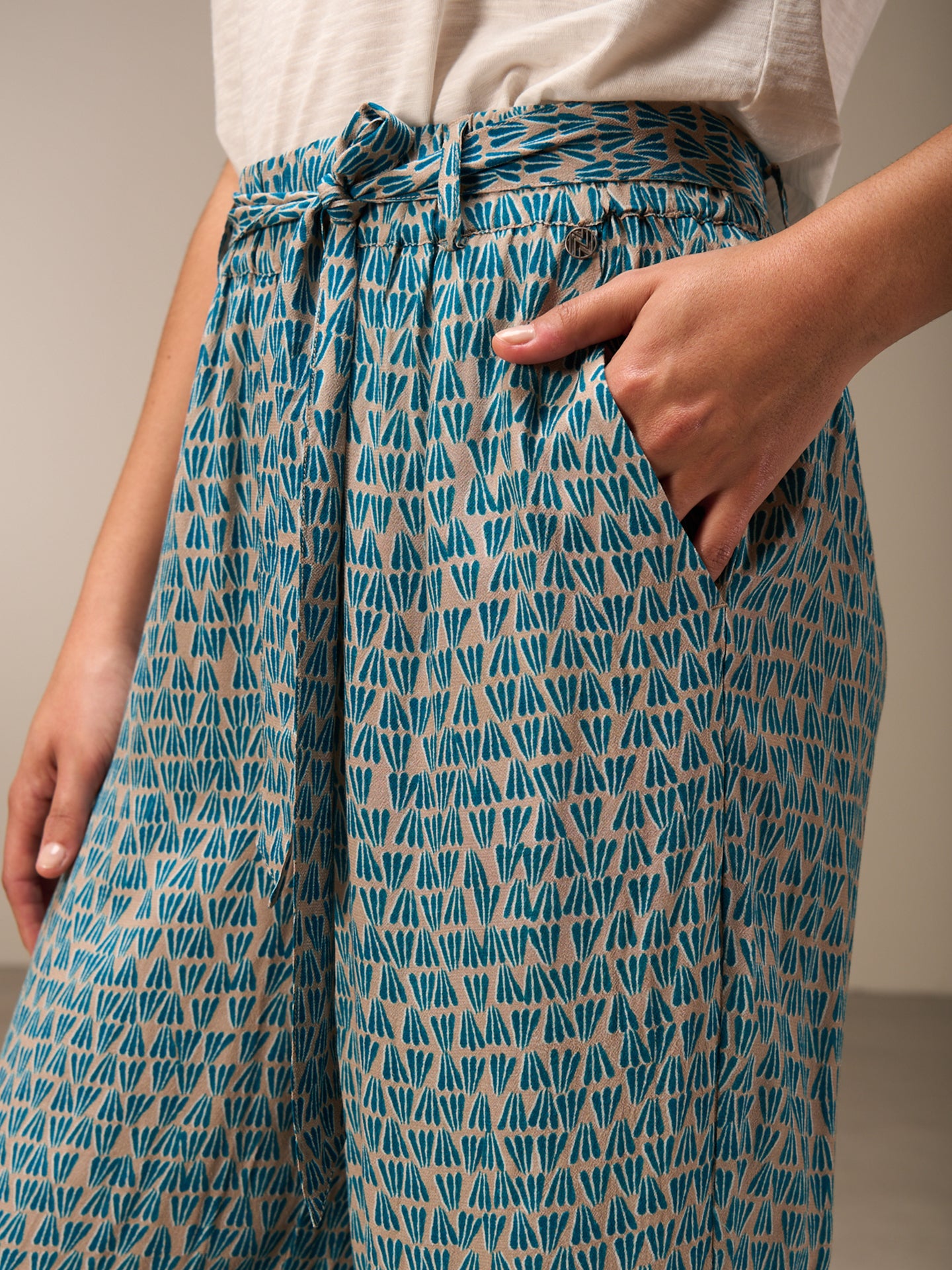 Pantaloni con stampa