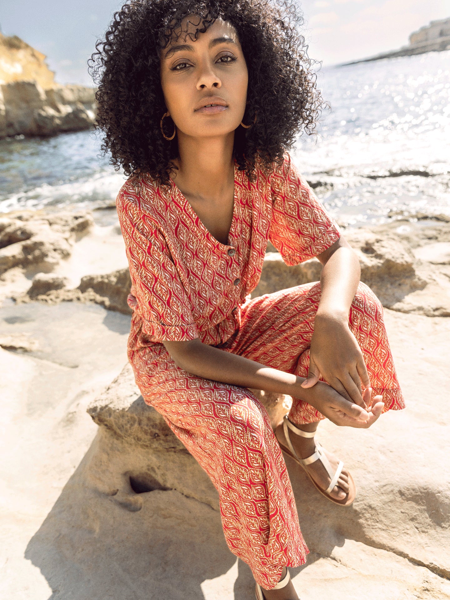 Jumpsuit mit V-Ausschnitt