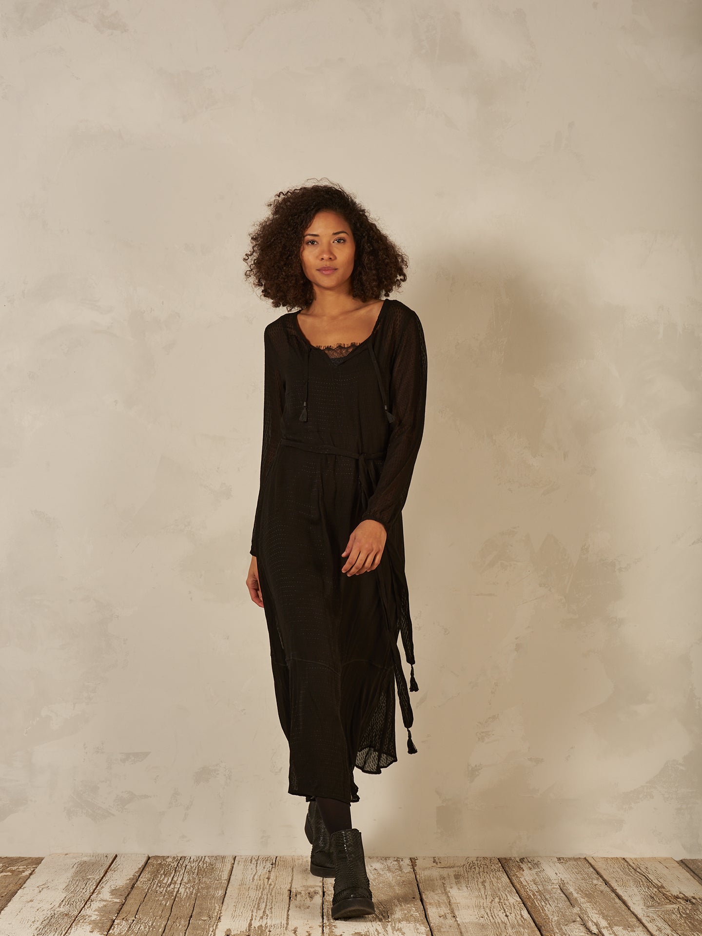 Kleid mit Volant