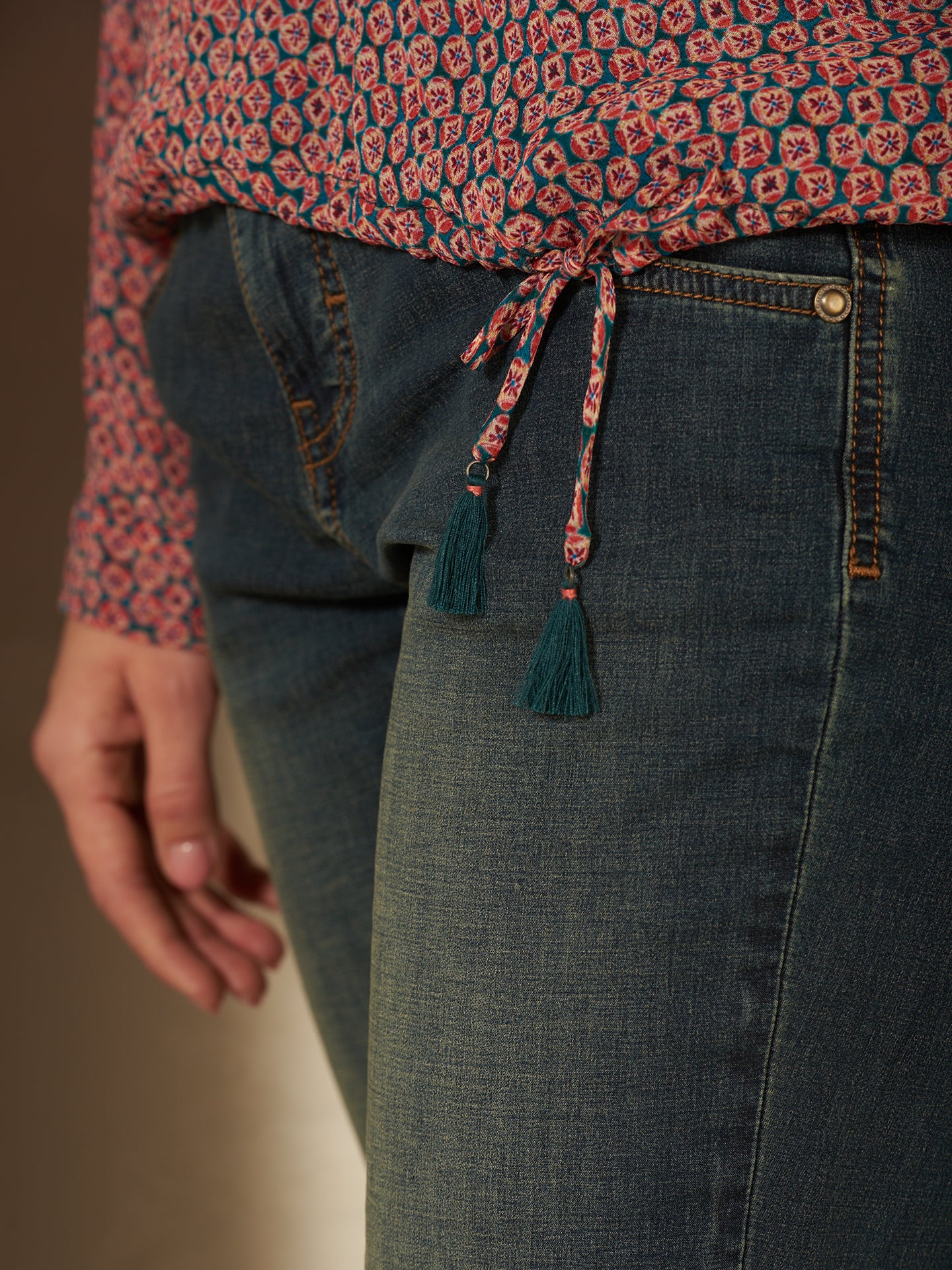 Bluse mit Kapuze