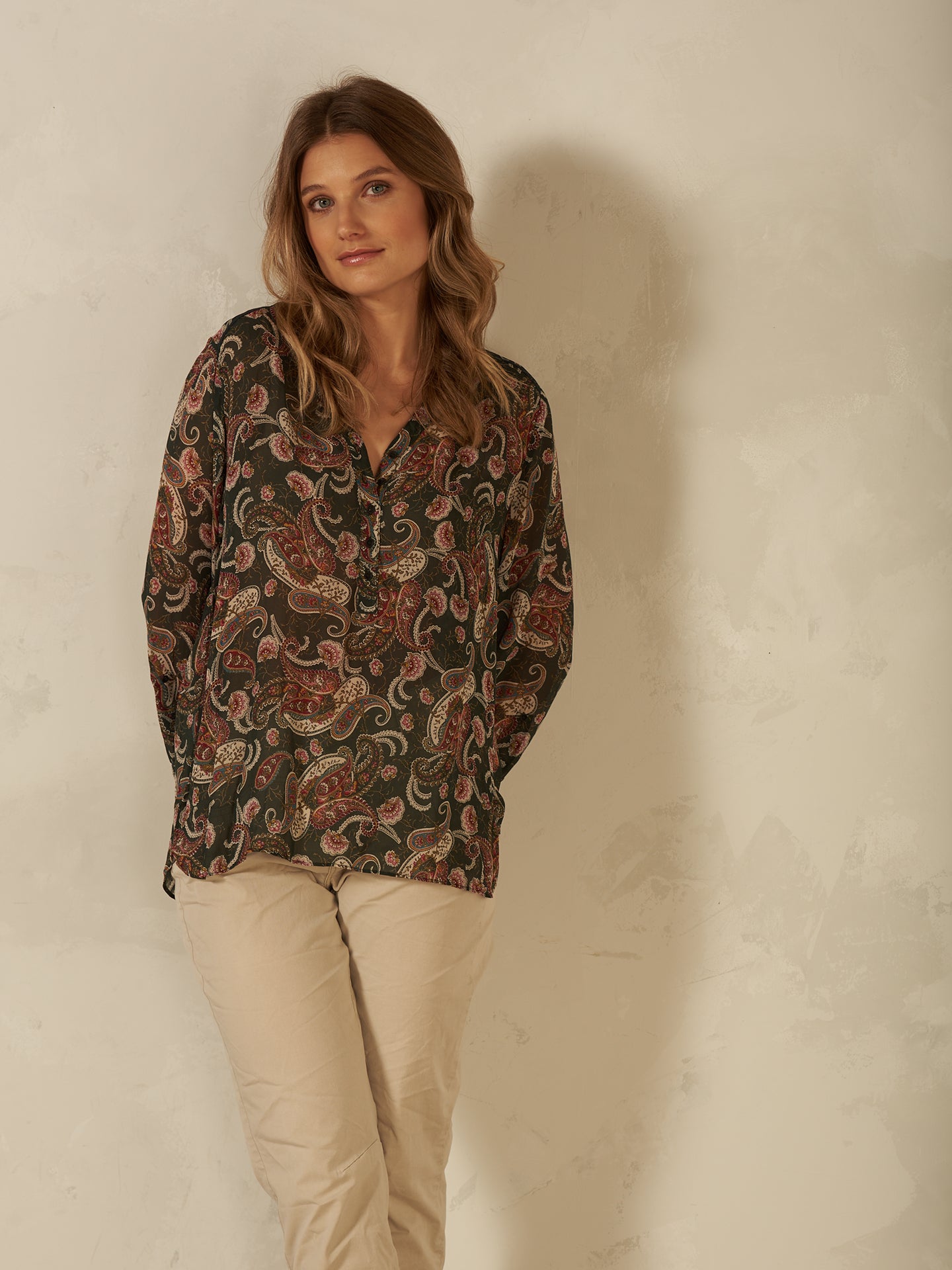 Bluse mit V-Ausschnitt