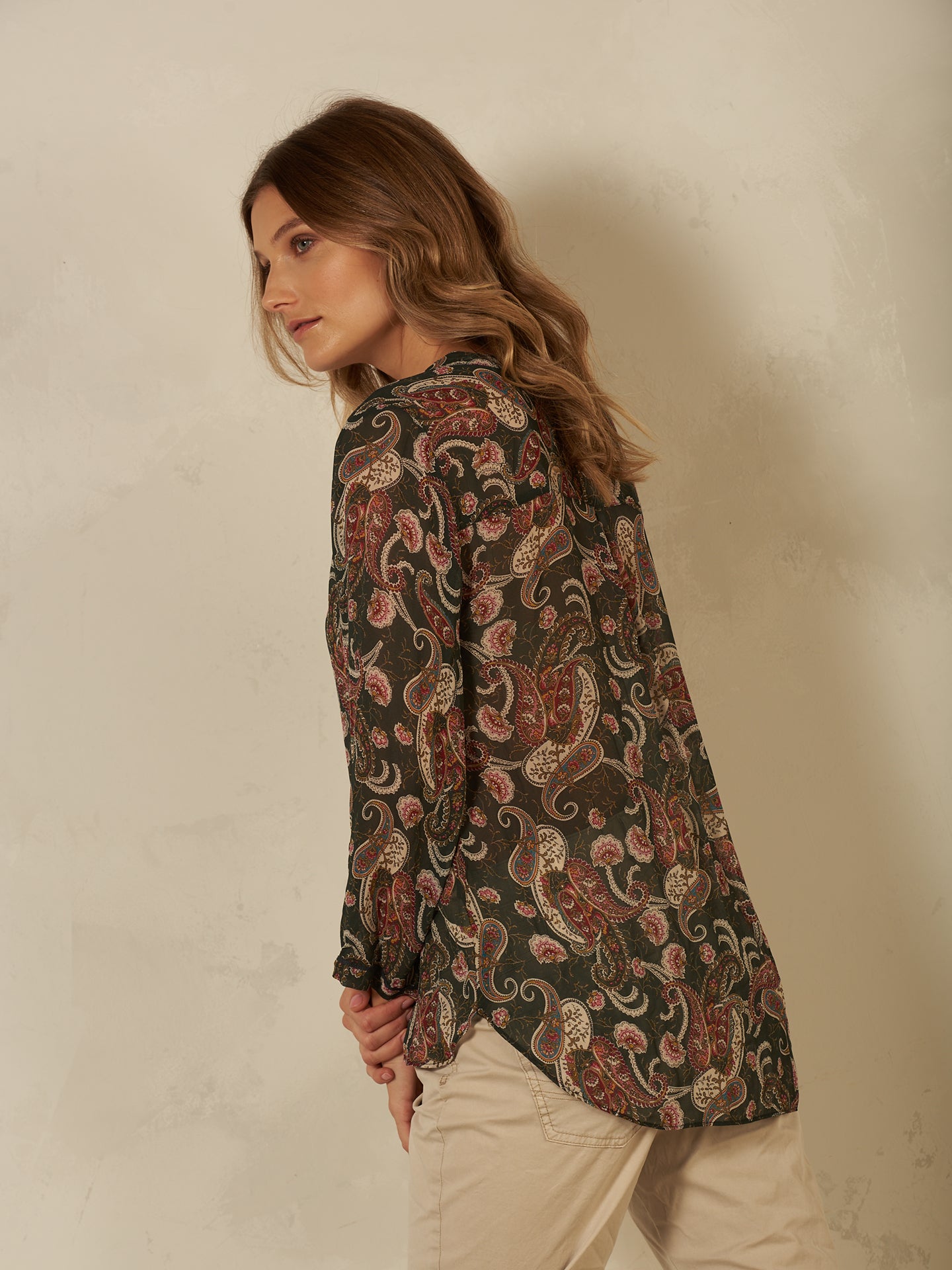 Bluse mit V-Ausschnitt