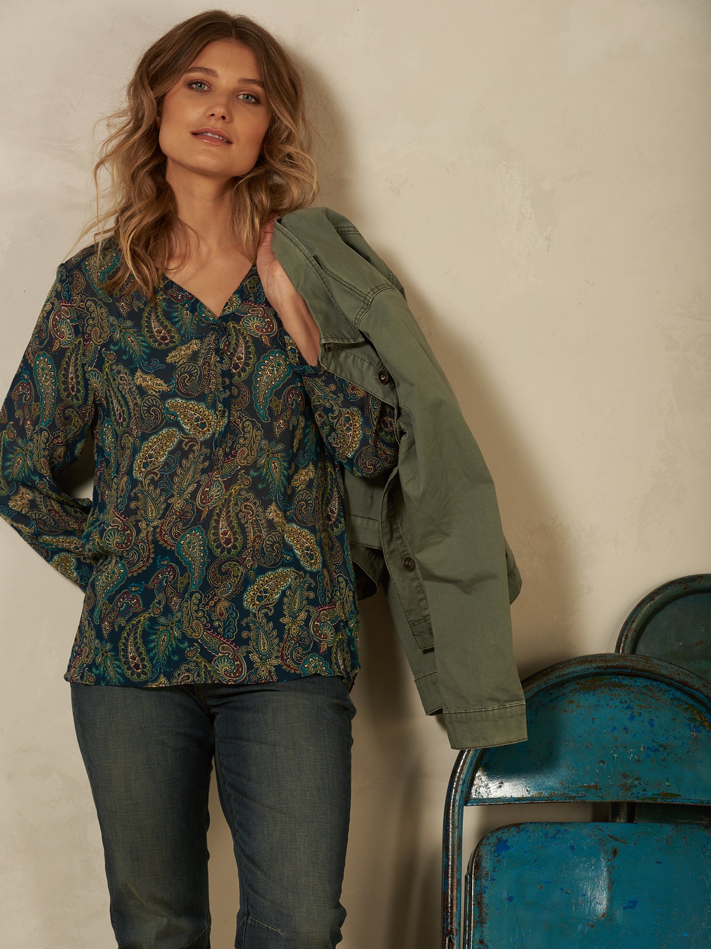 Bluse mit V-Ausschnitt