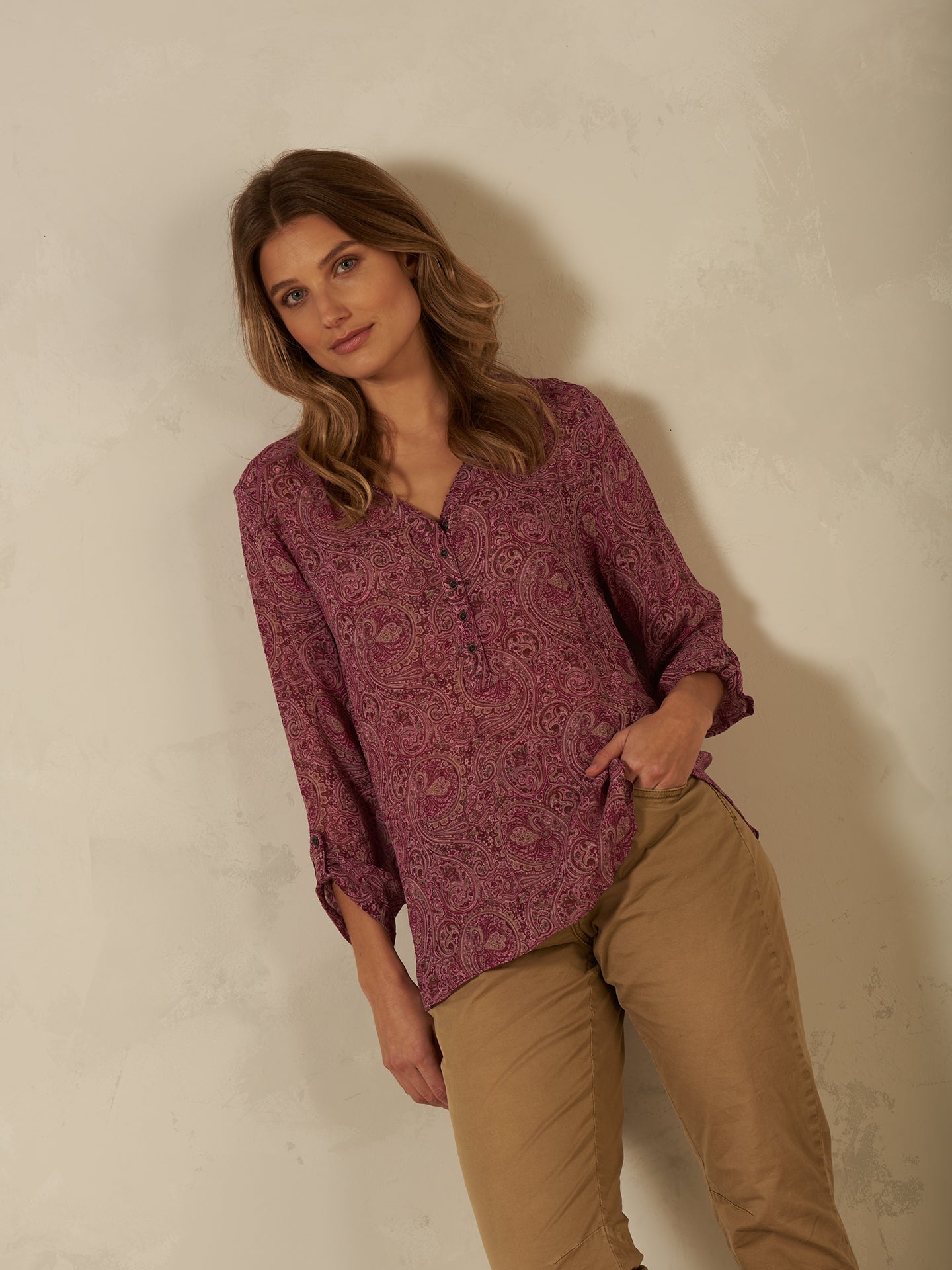 Bluse mit V-Ausschnitt