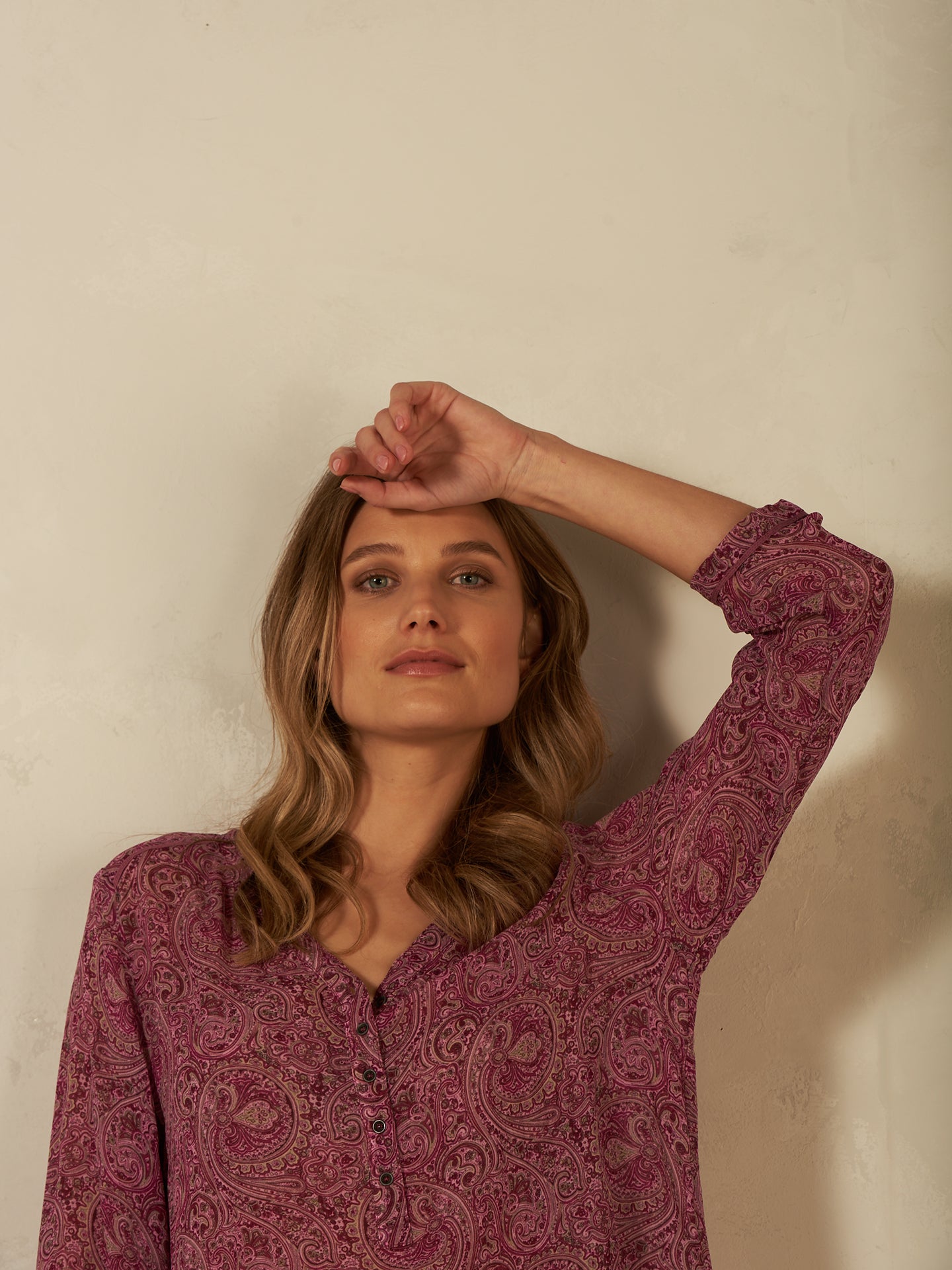 Bluse mit V-Ausschnitt