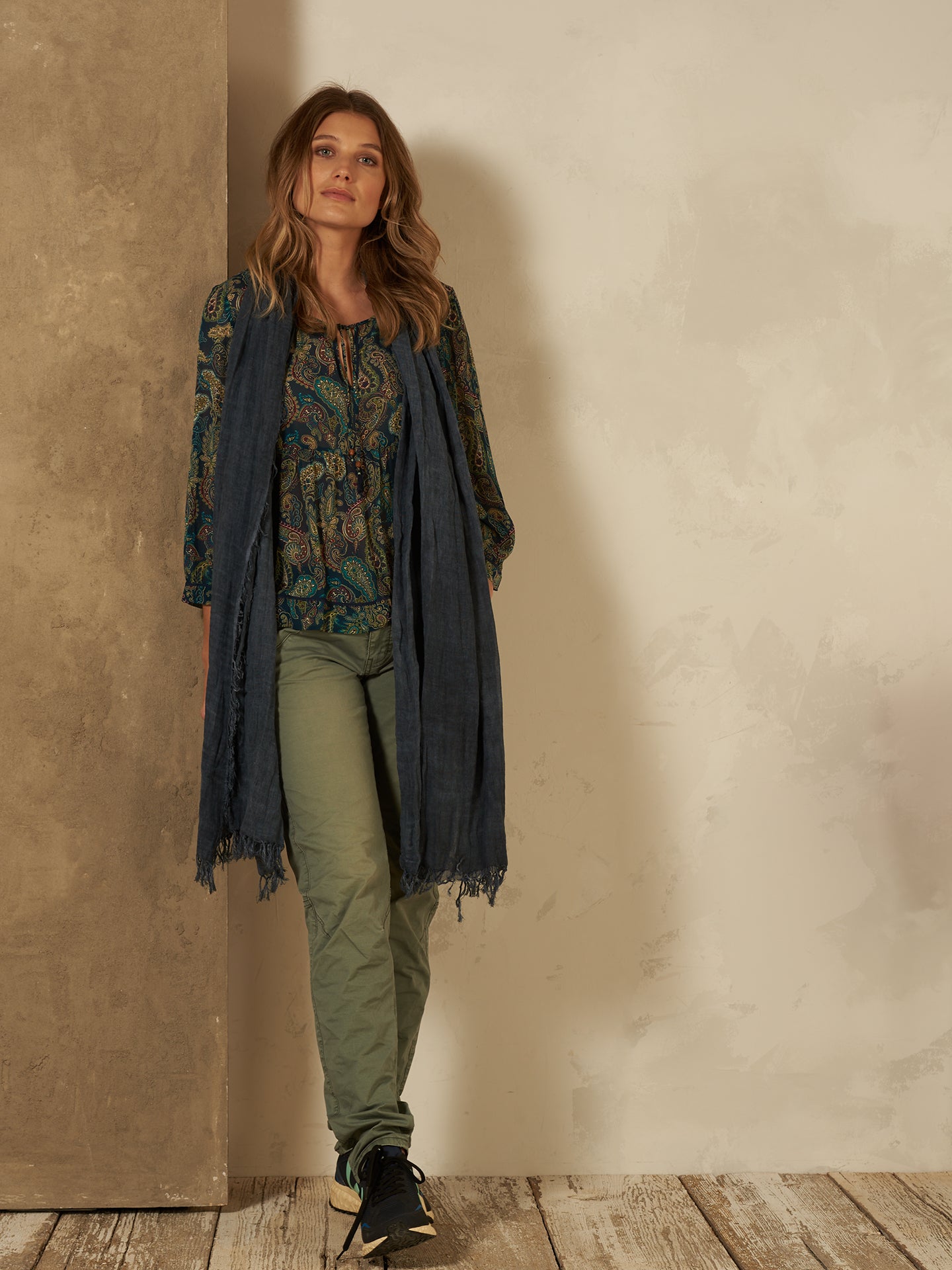 Bluse mit V-Ausschnitt
