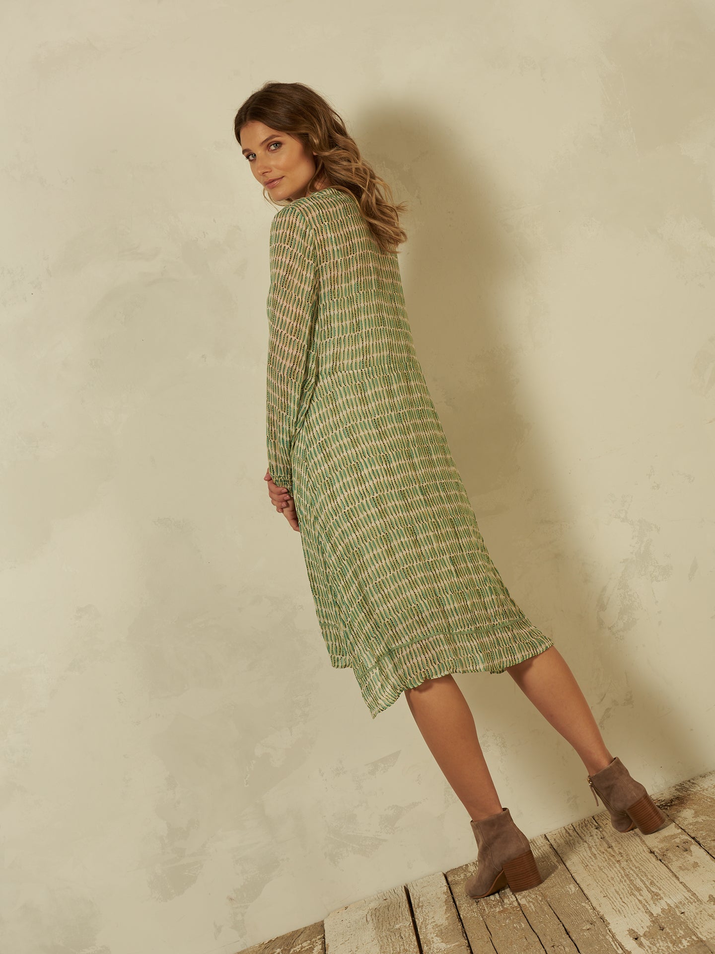 Kleid mit Volant