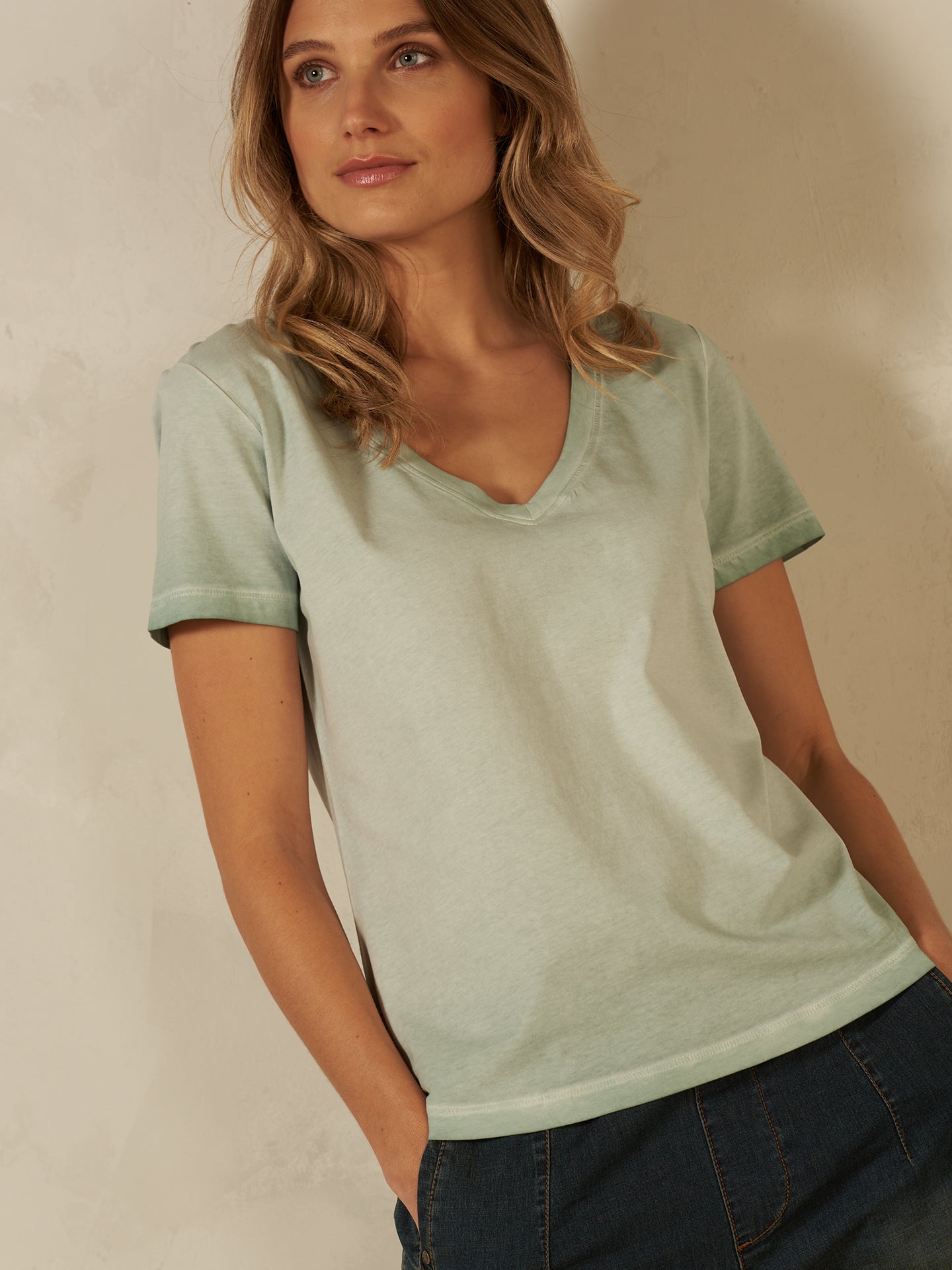 Shirt mit V-Ausschnitt