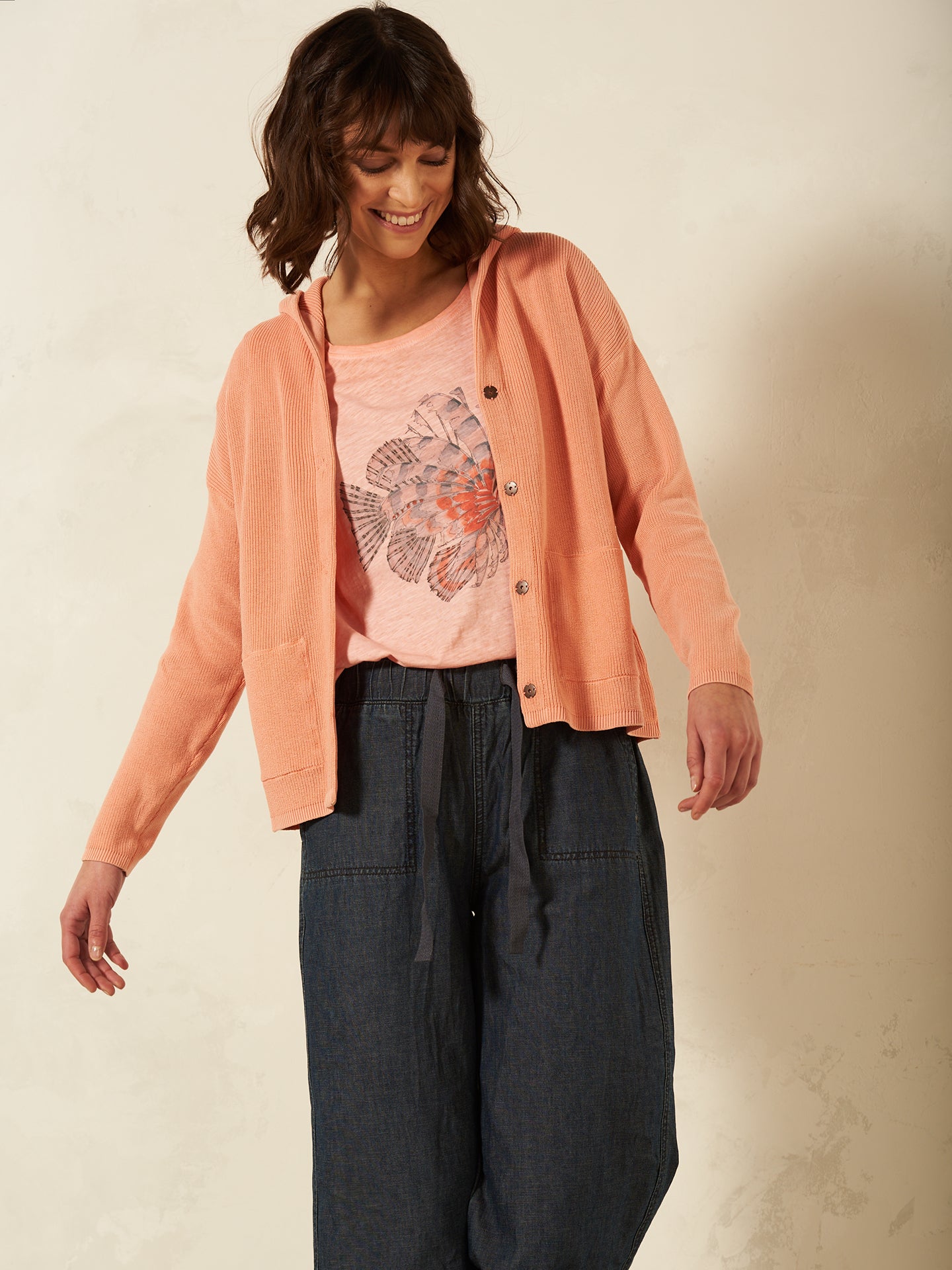 Strickjacke mit Kapuze