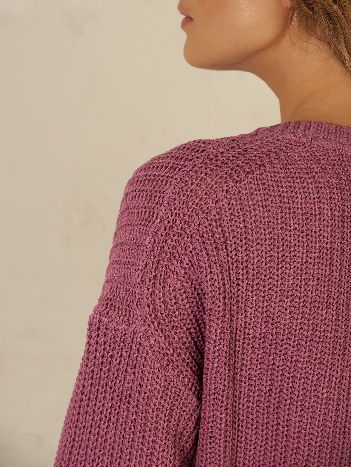 Maglione con scollo a V