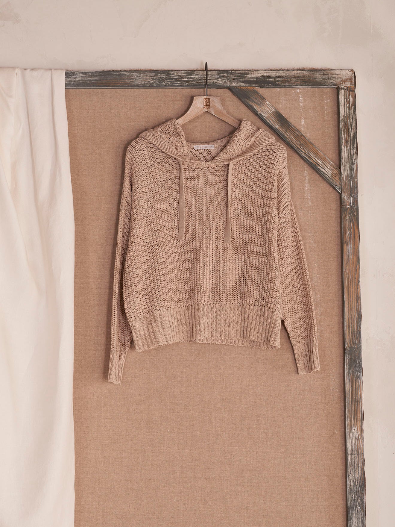 Maglione con cappuccio